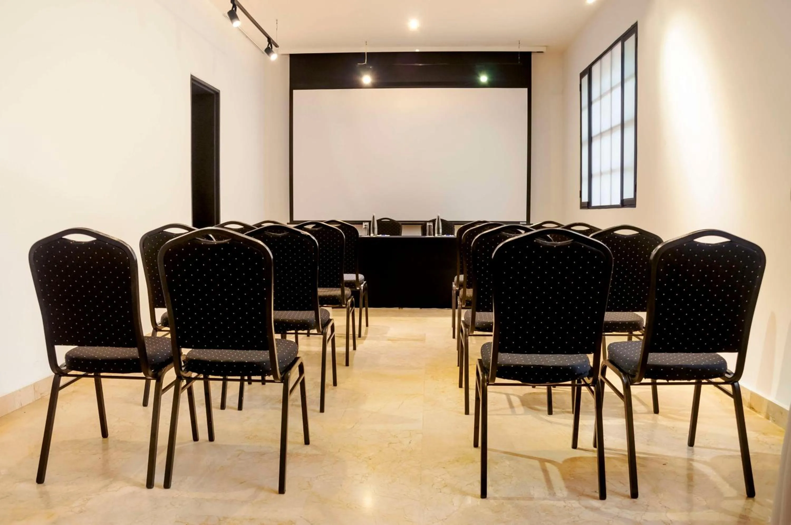 Meeting/conference room in NH Boulevard del Río Cali
