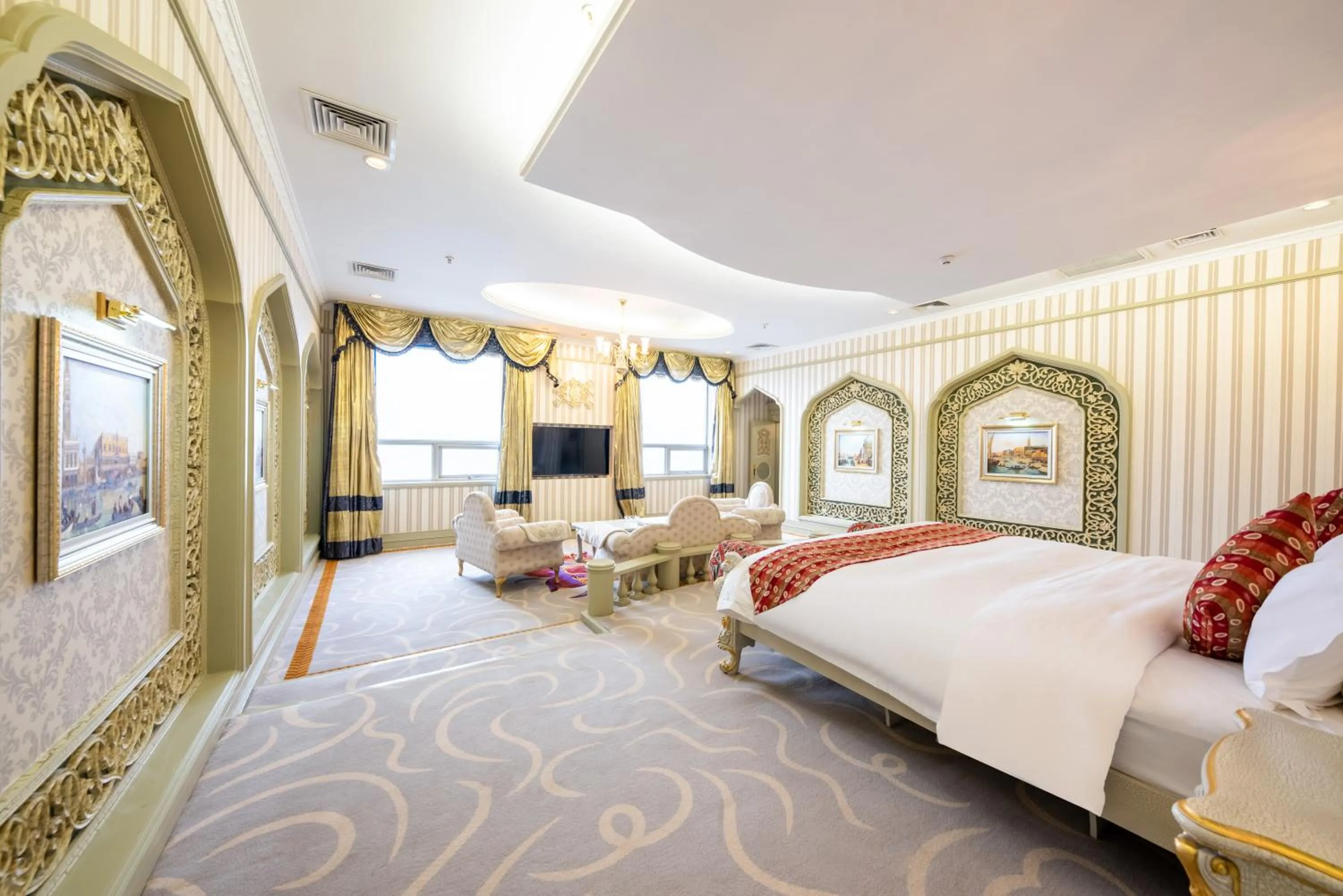 Living room in Grand Mercure Hotel Hualing