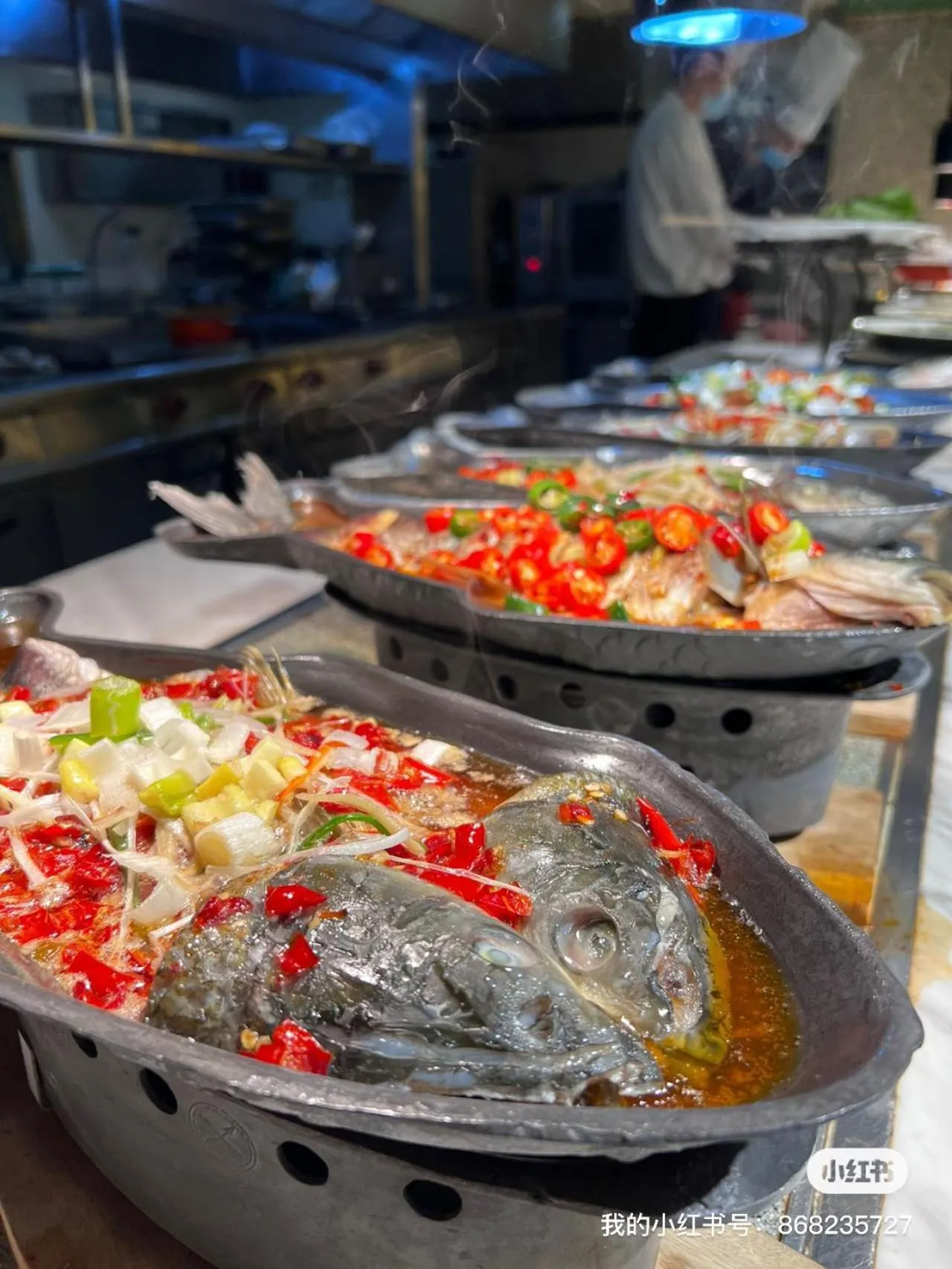 Restaurant/places to eat in Grand Mercure Hotel Hualing