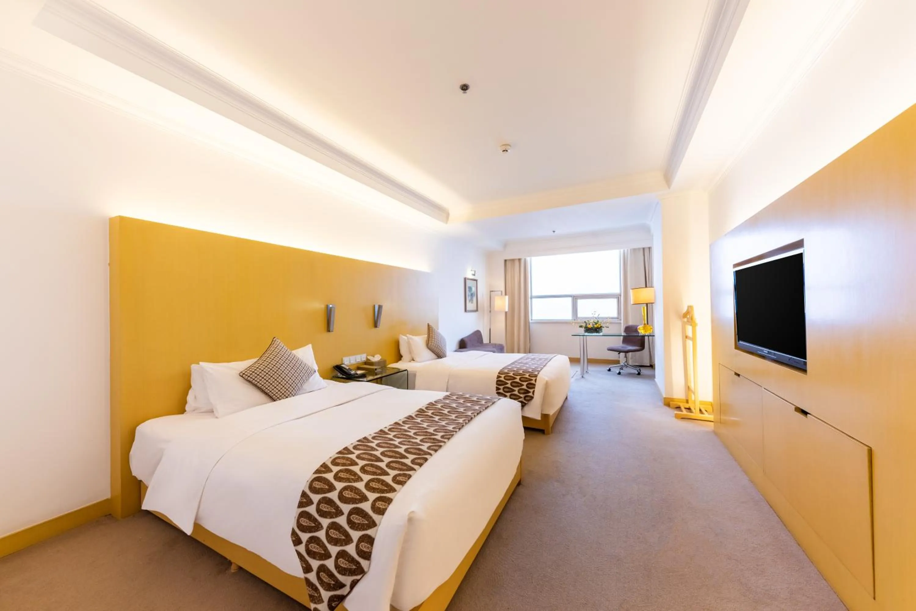 Photo of the whole room in Grand Mercure Hotel Hualing