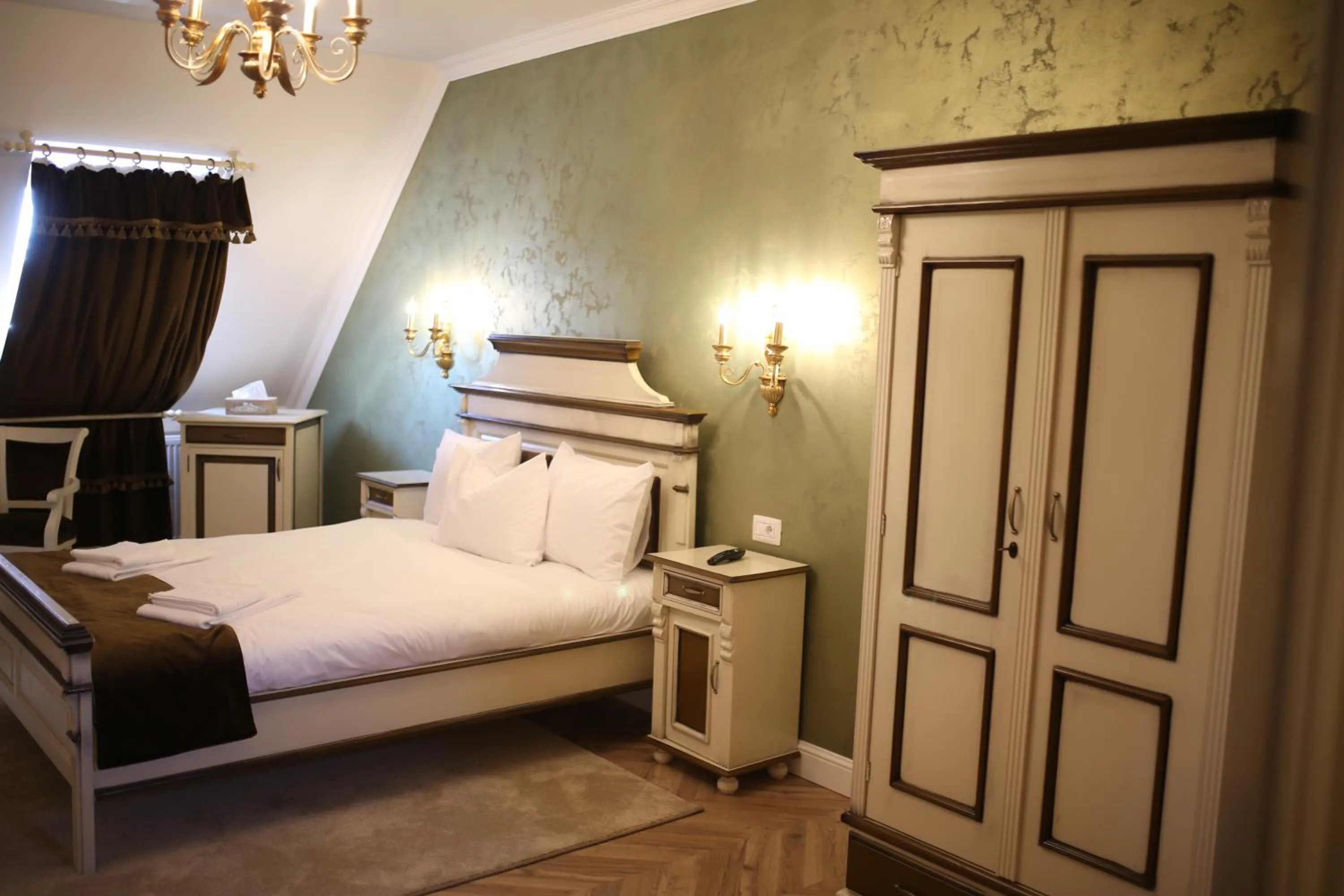 Bed in Artisans Boutique Villa