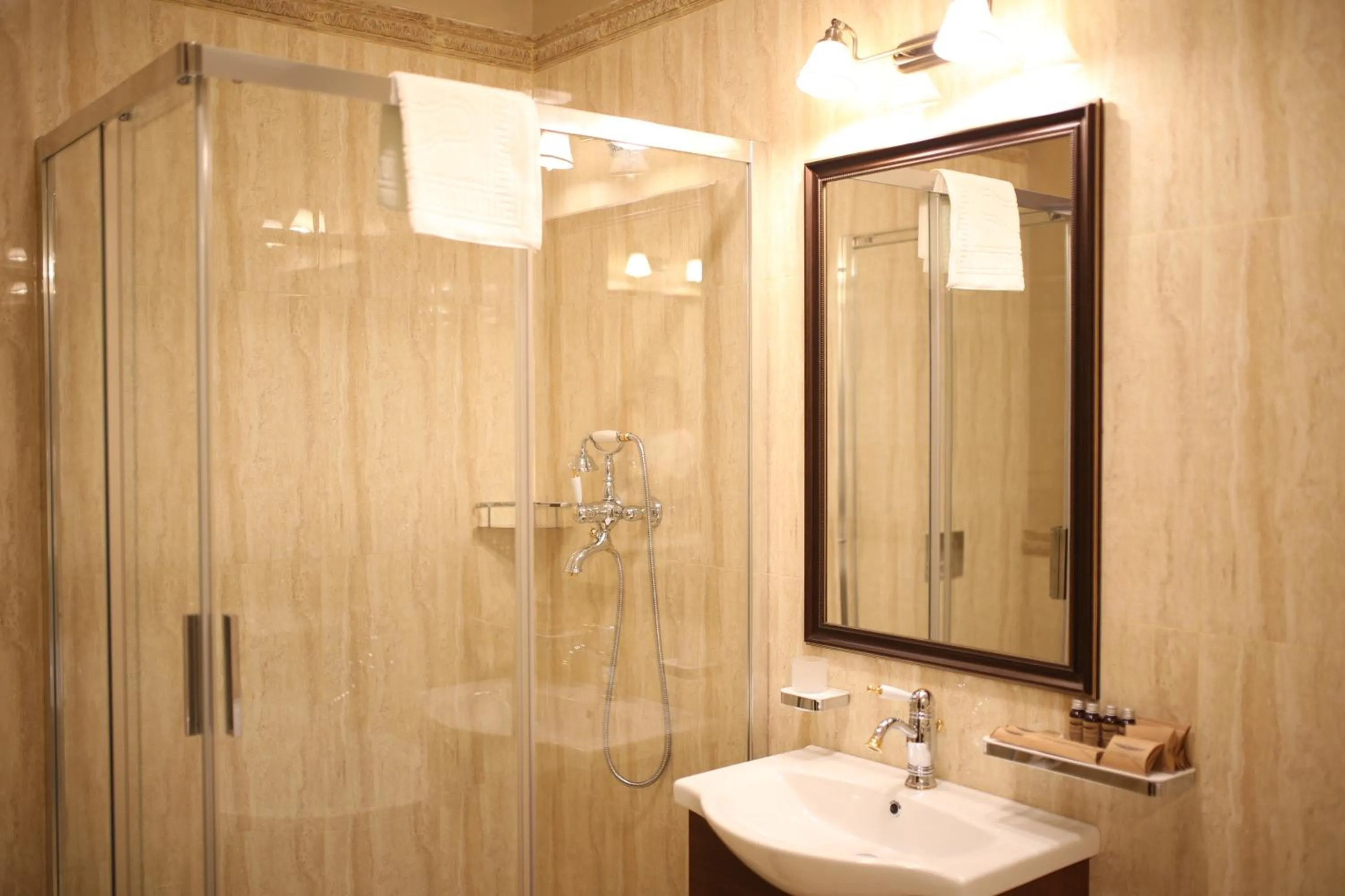 Artisans Boutique Villa