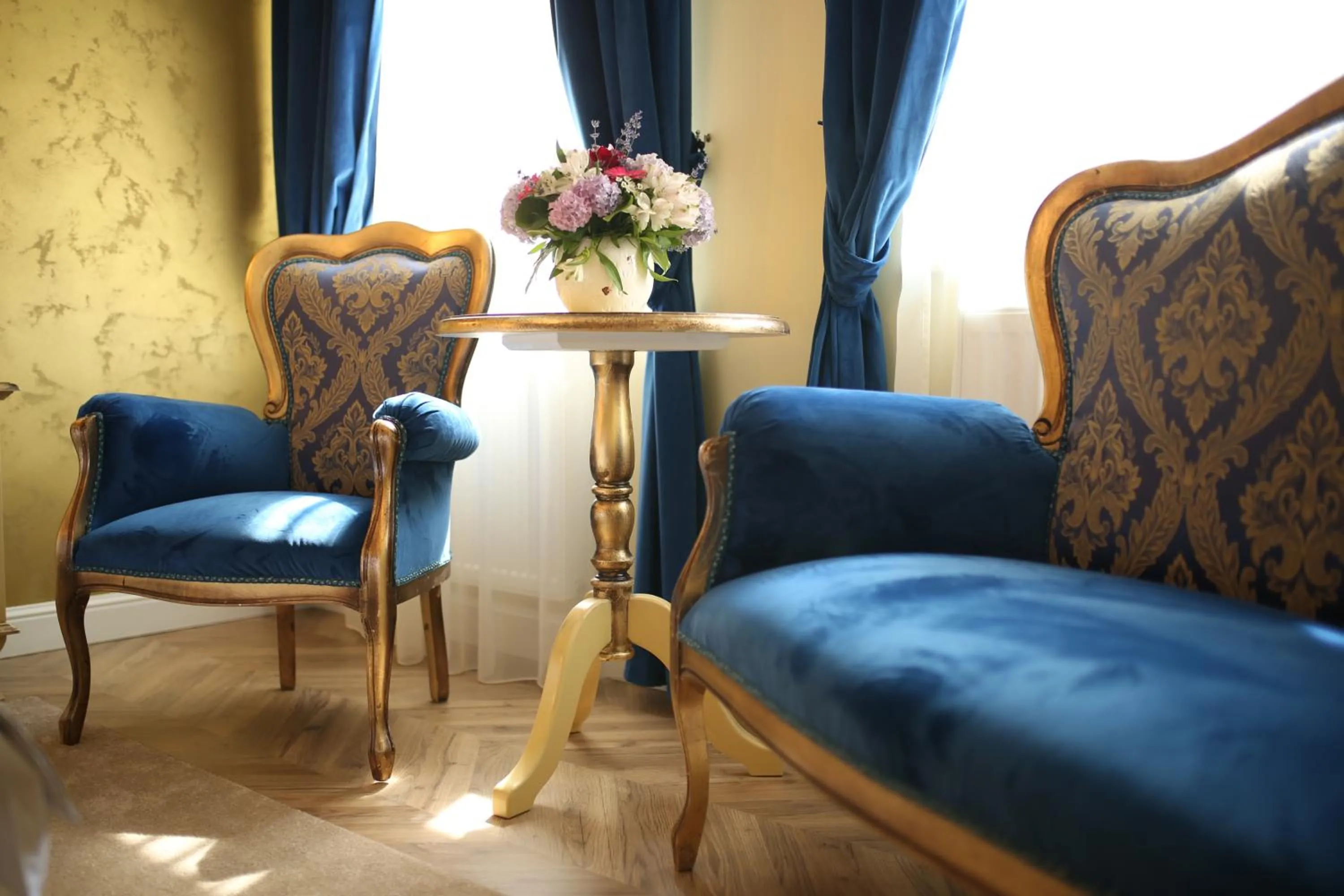 Artisans Boutique Villa