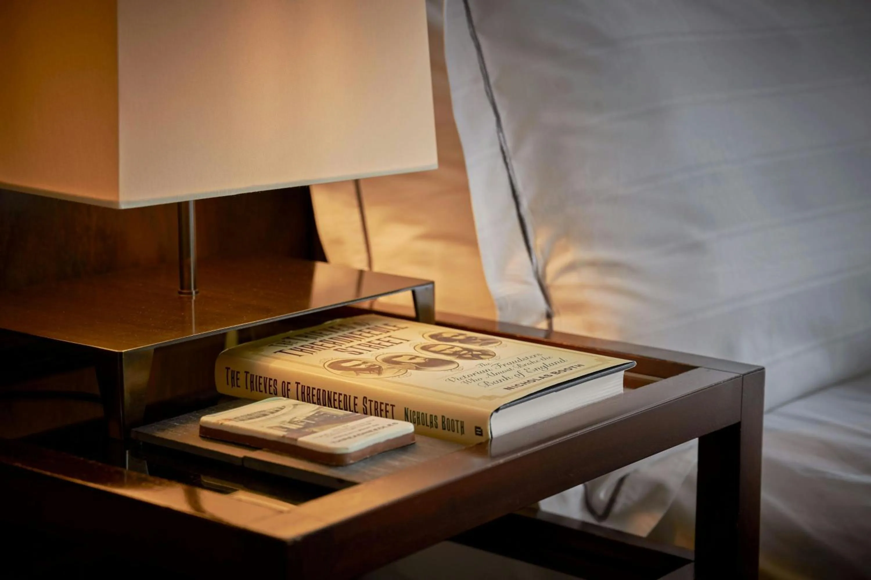 Photo of the whole room, Bed in Threadneedles, Autograph Collection