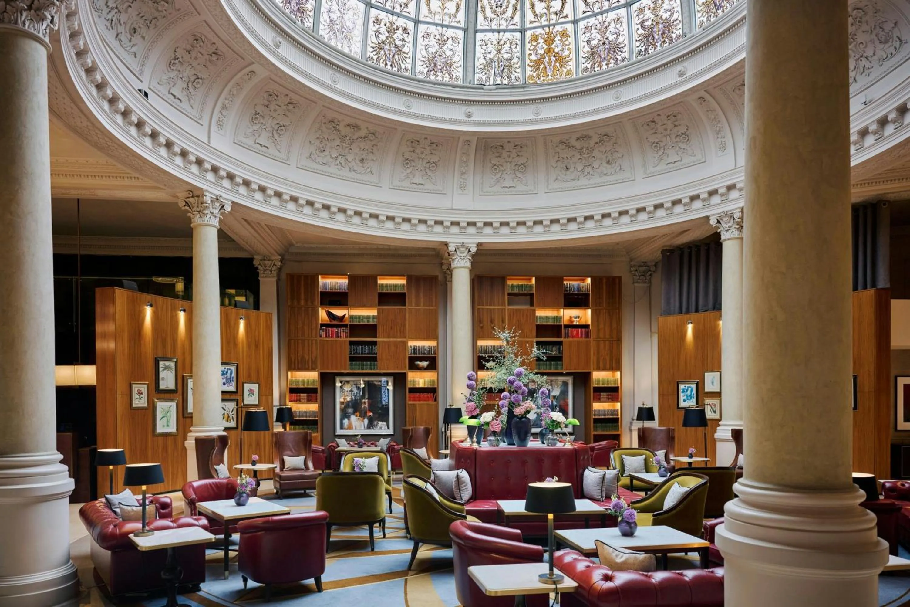 Lobby or reception in Threadneedles, Autograph Collection