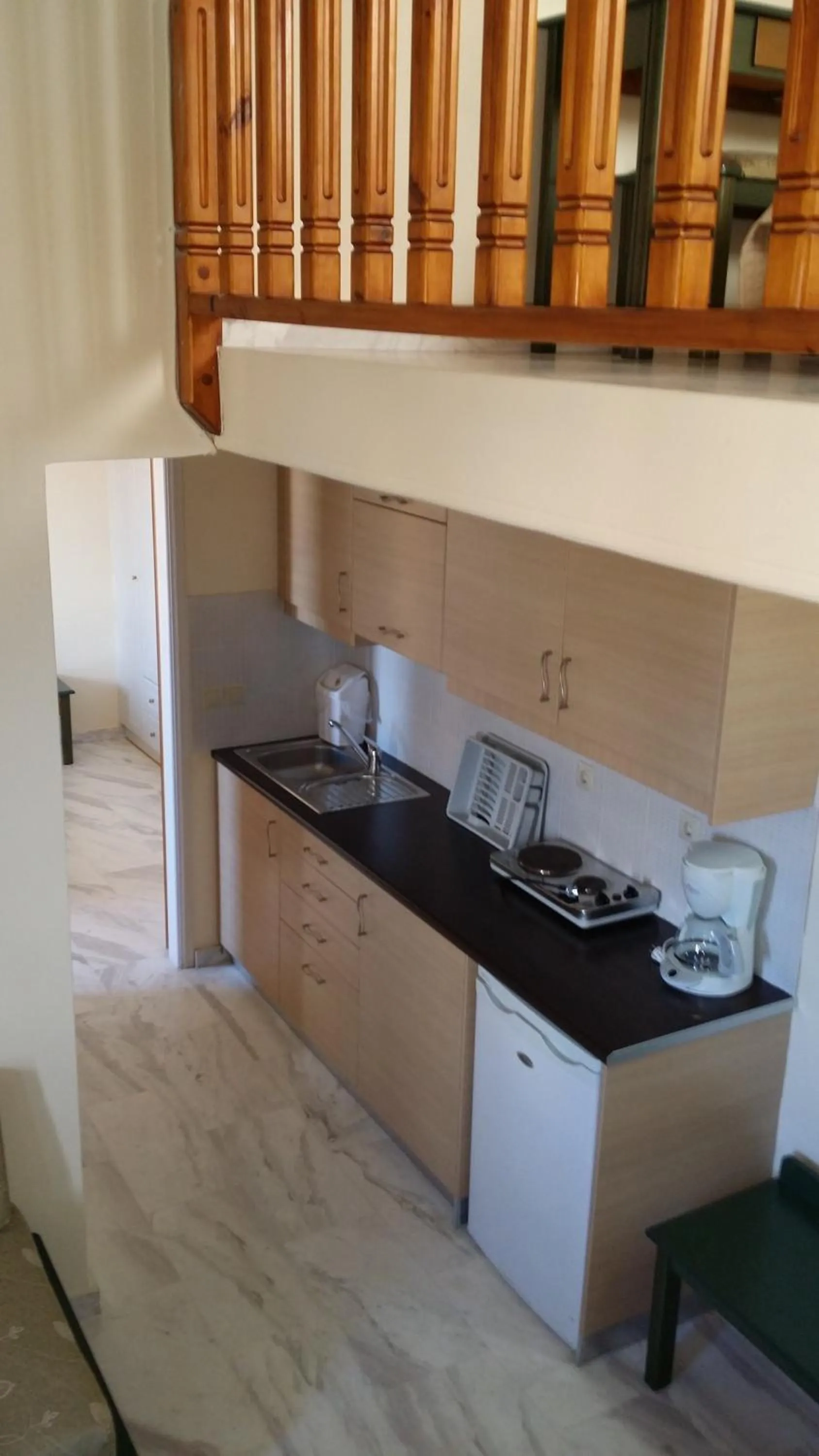 Kitchen or kitchenette in Mythos Beach Hotel Apartments