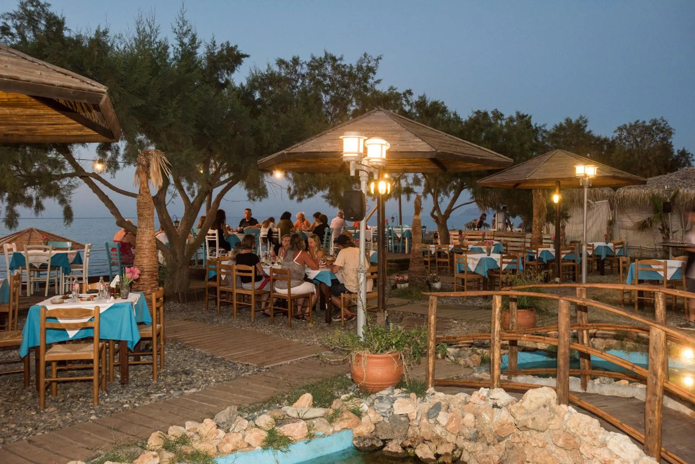 Restaurant/places to eat in Mythos Beach Hotel Apartments