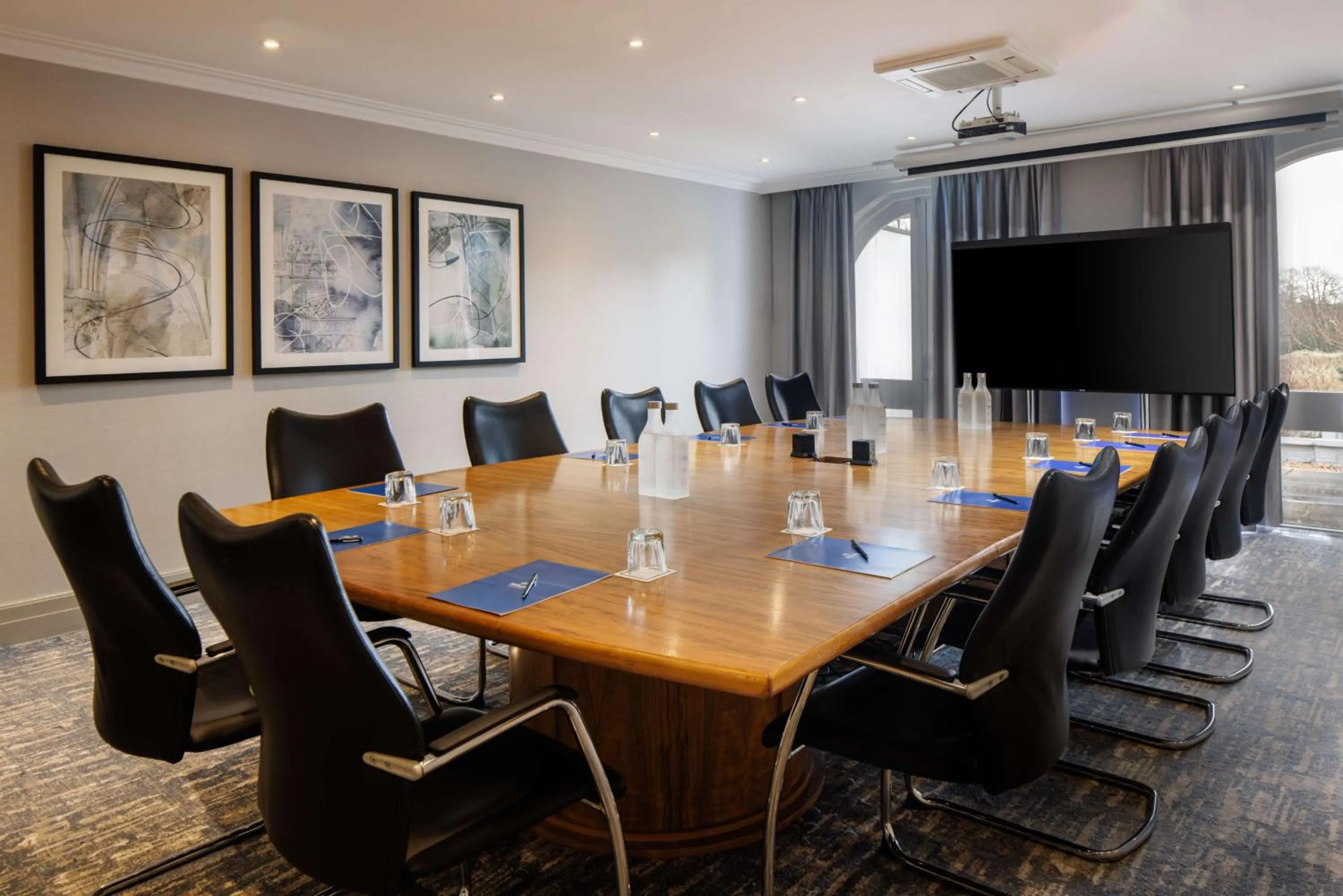 Meeting/conference room in Hilton Cobham