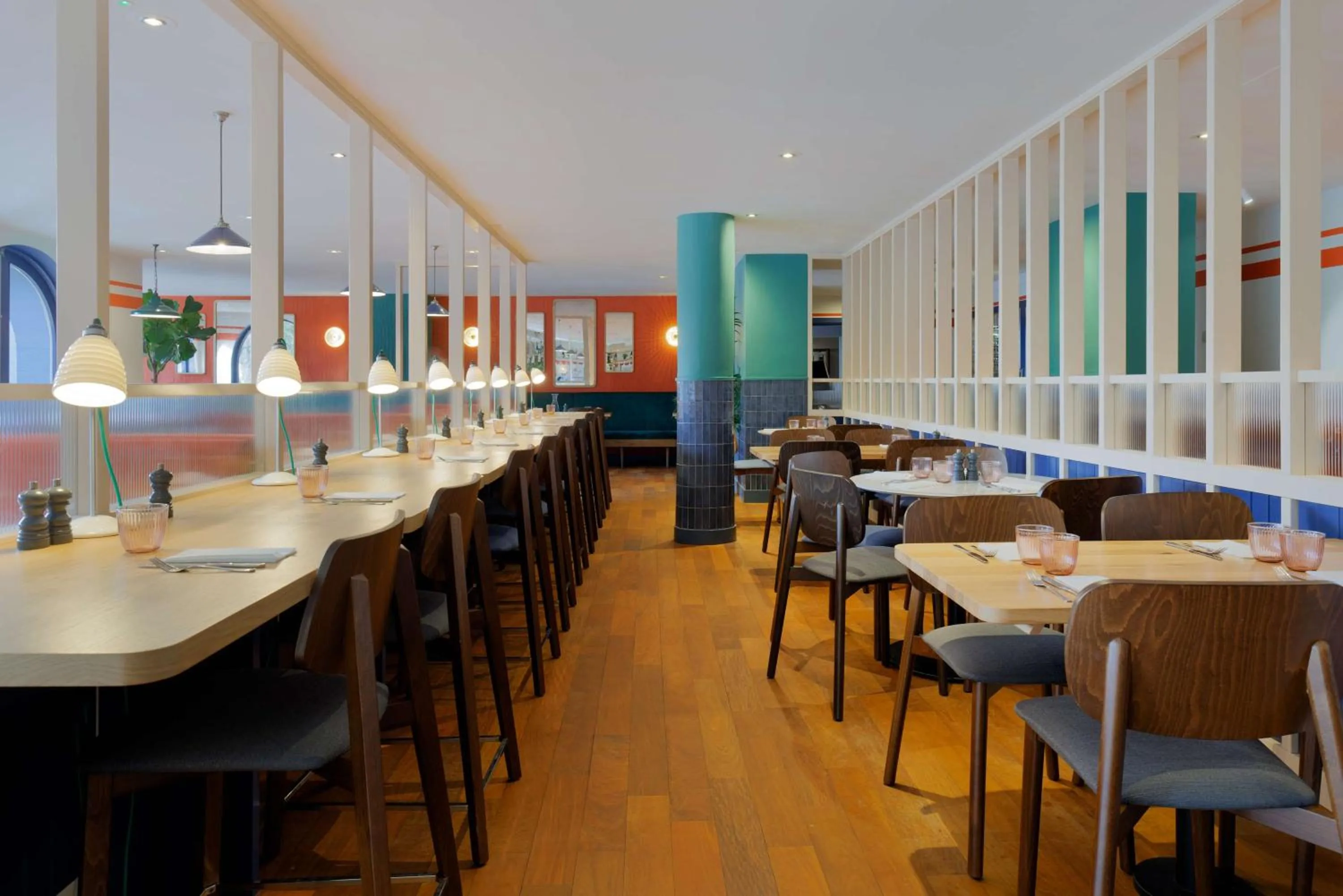 Restaurant/places to eat in Hilton Cobham