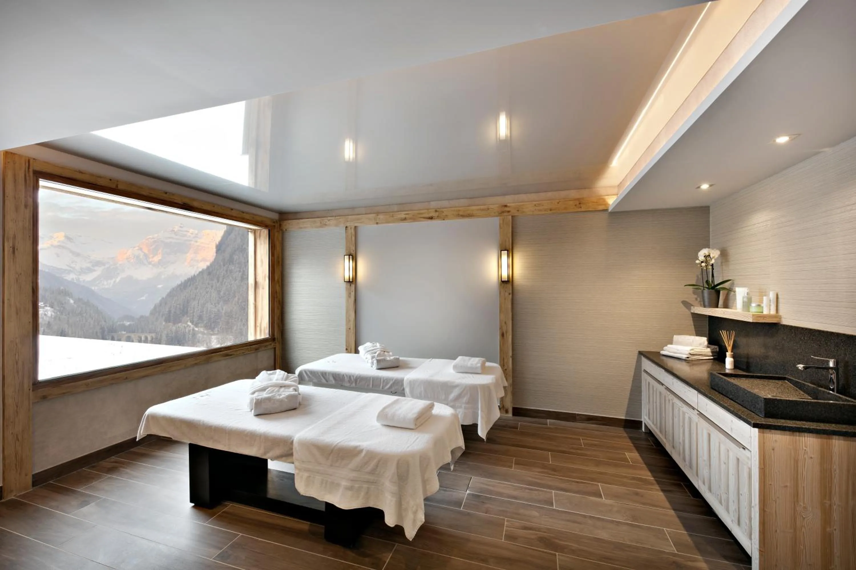Spa and wellness centre/facilities, Bed in MGM Hôtels & Résidences - Résidence Chalets Elena