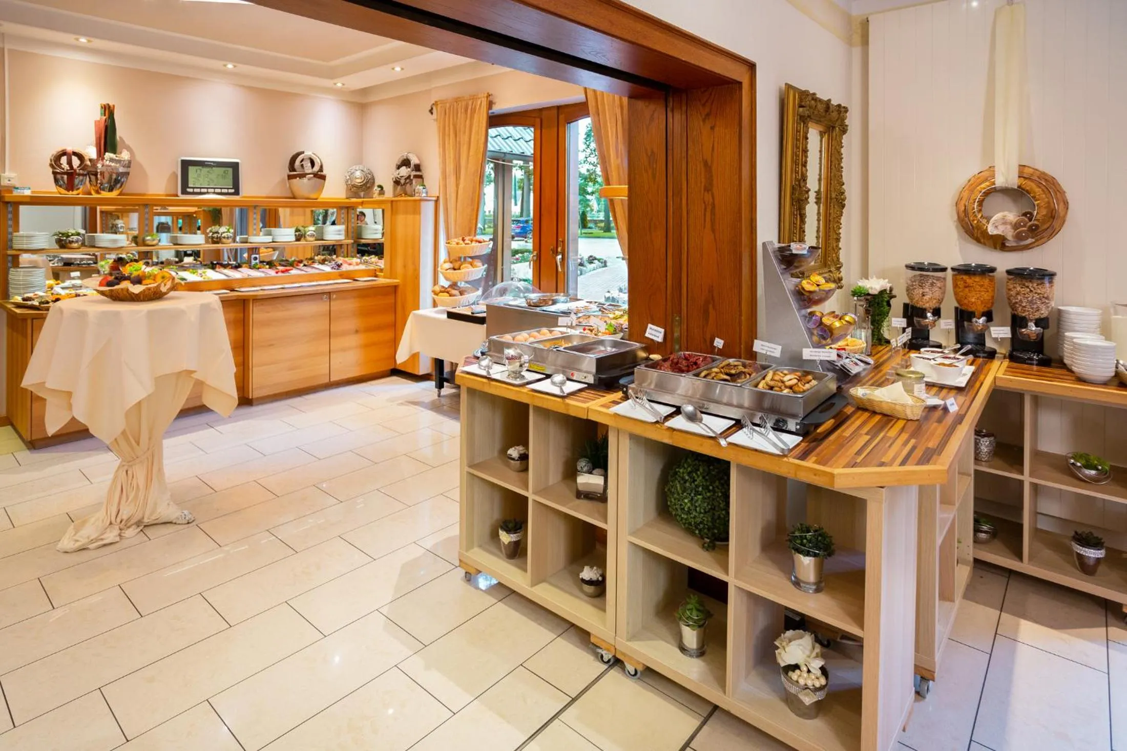 Restaurant/places to eat in Hotel Mutter-Bahr