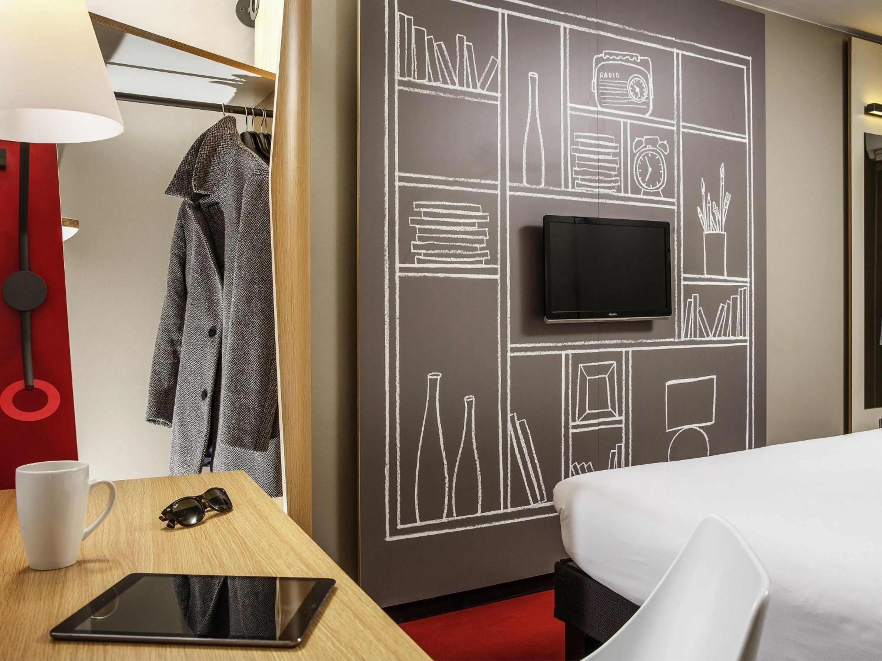 Bedroom, Bed in ibis Glasgow City Centre – Sauchiehall St