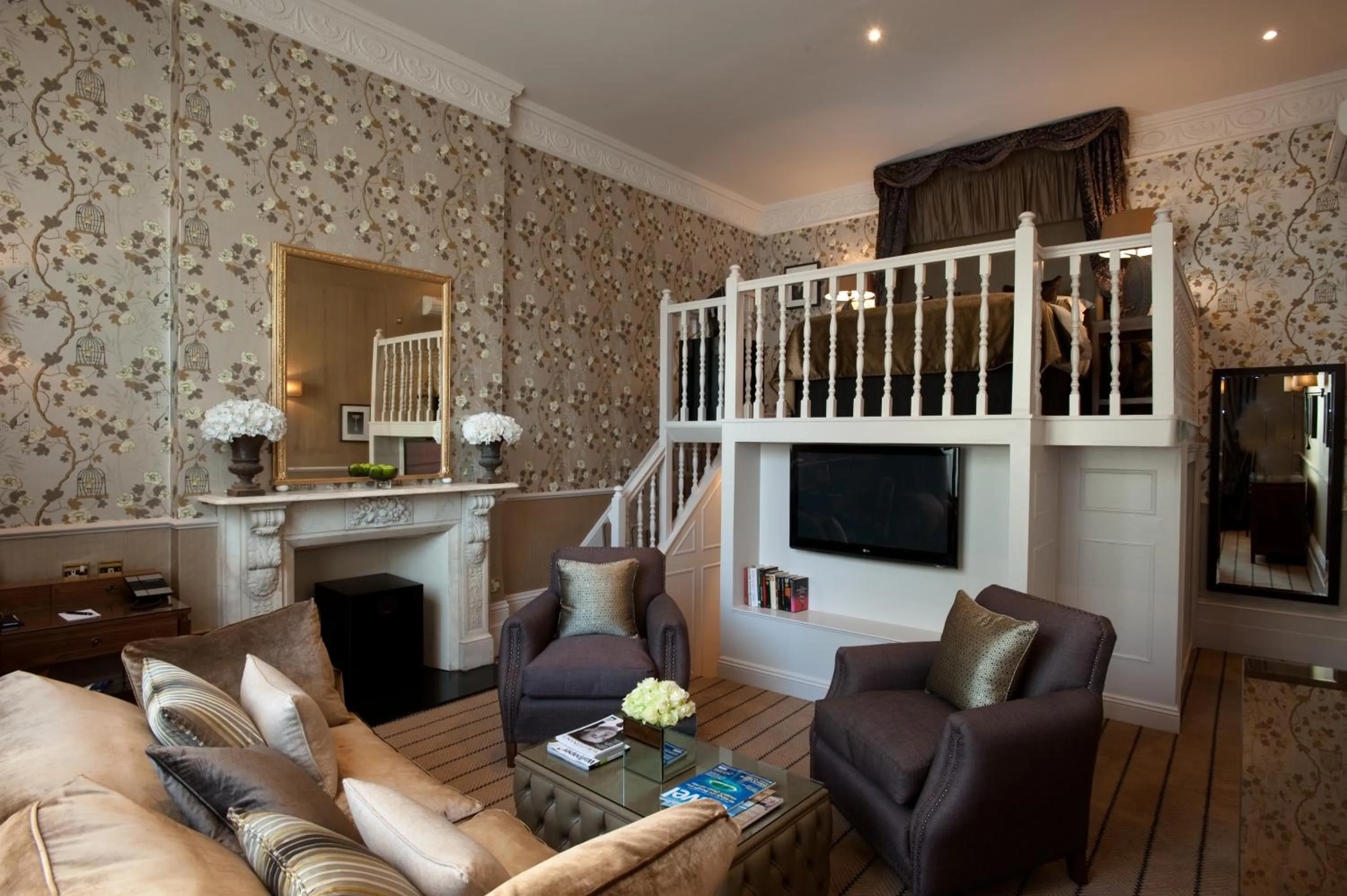 Living room in The Colonnade