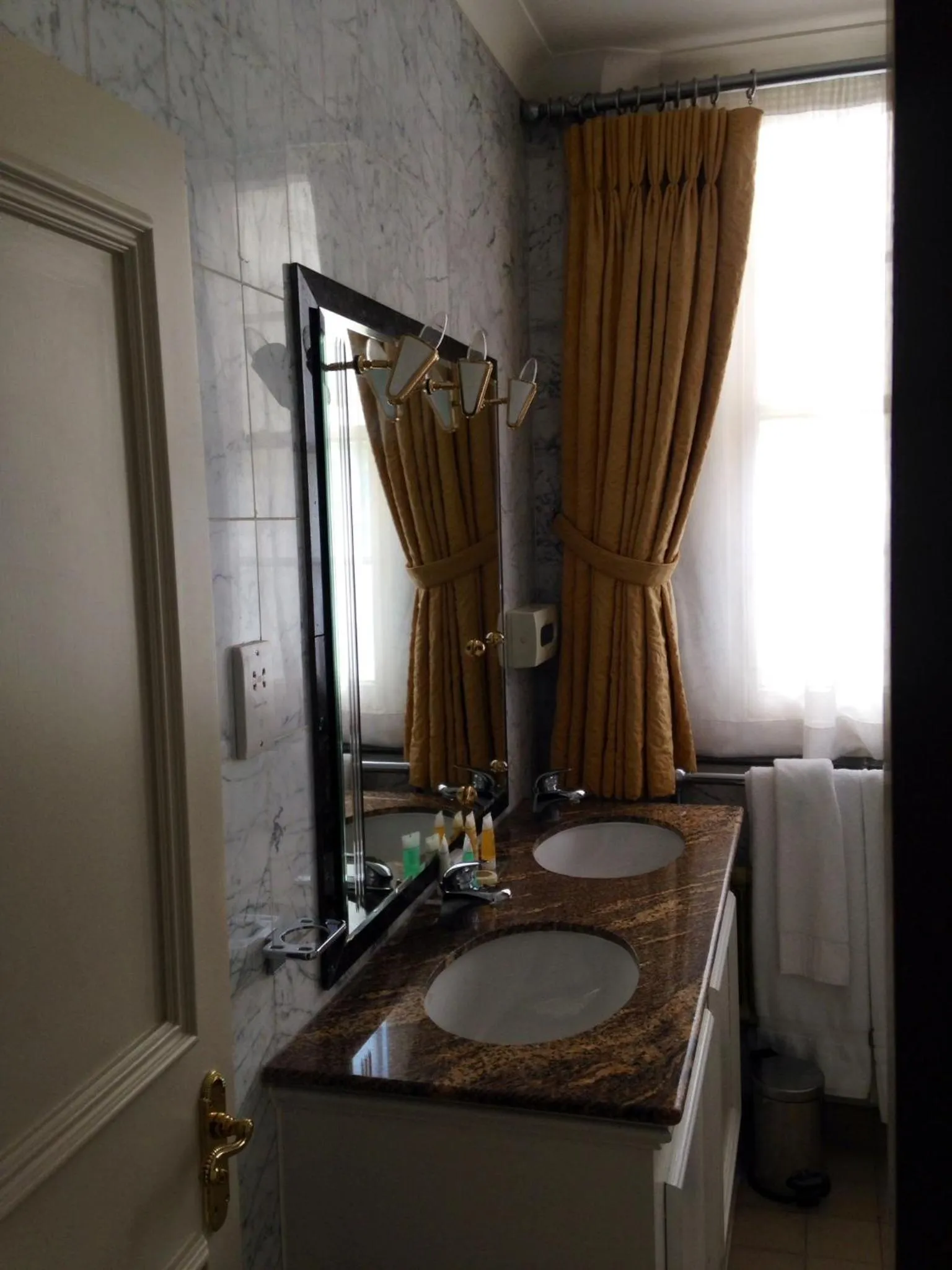 Bathroom in The Colonnade