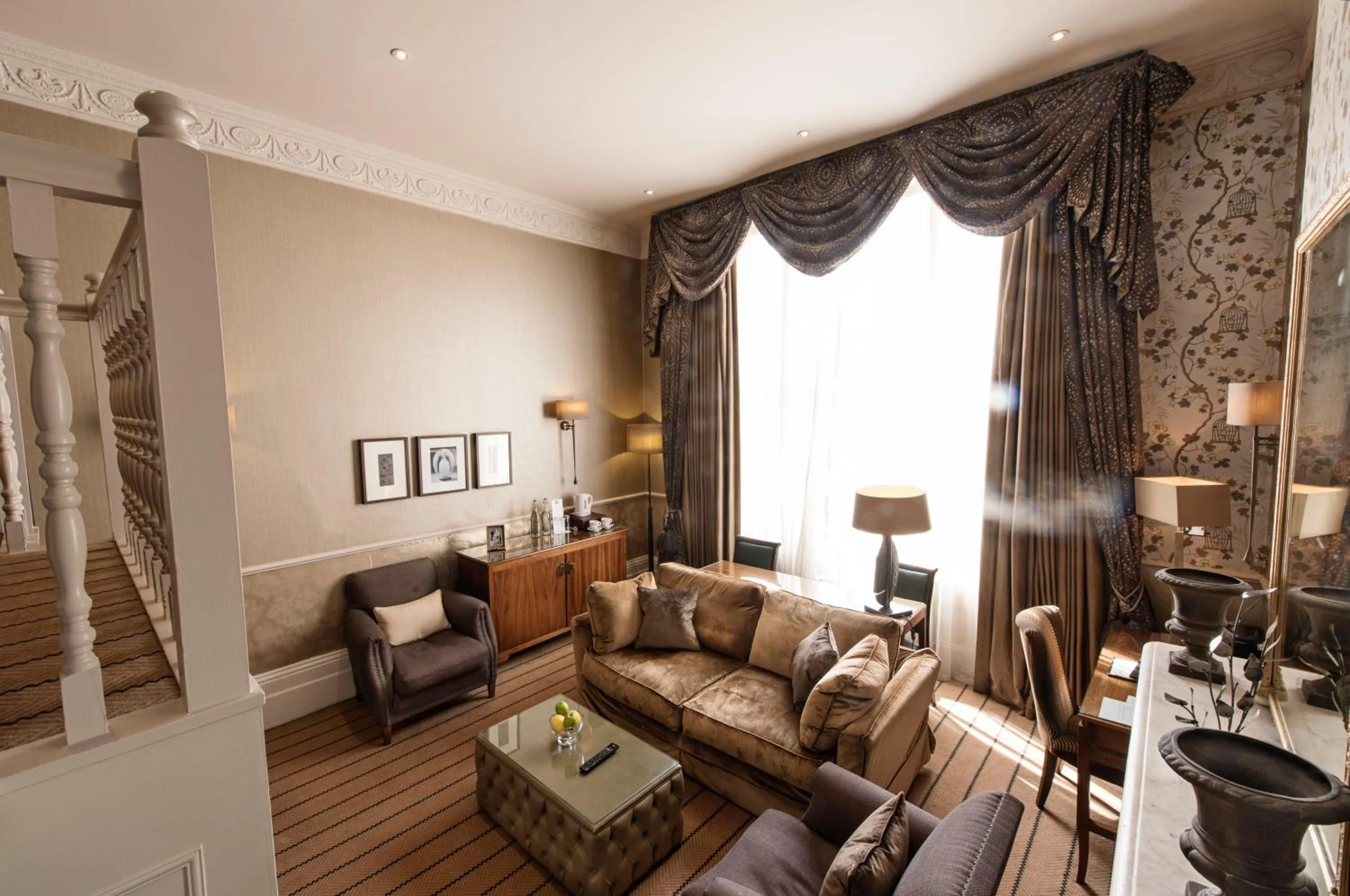 Living room in The Colonnade