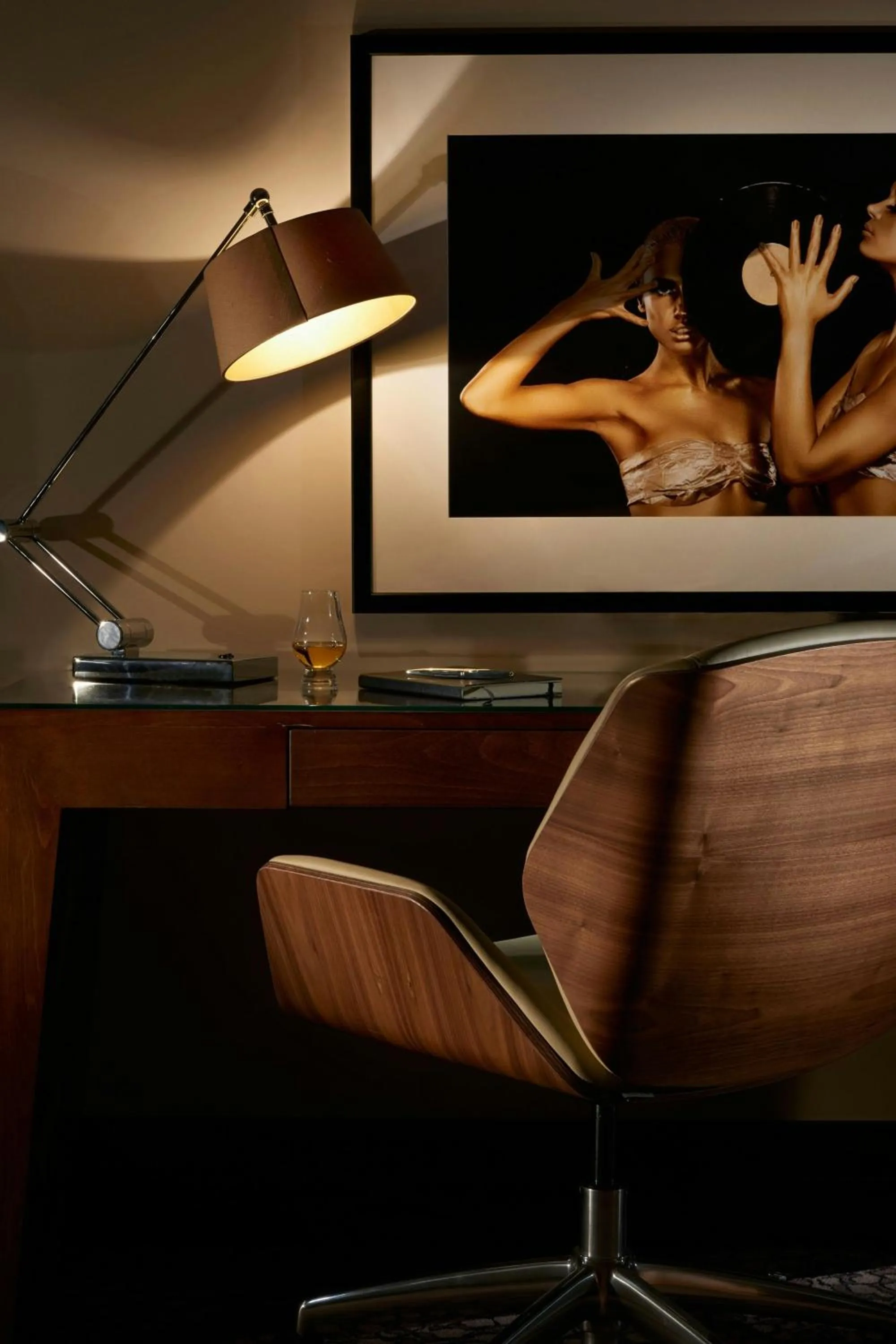 Photo of the whole room in The Glasshouse, Autograph Collection