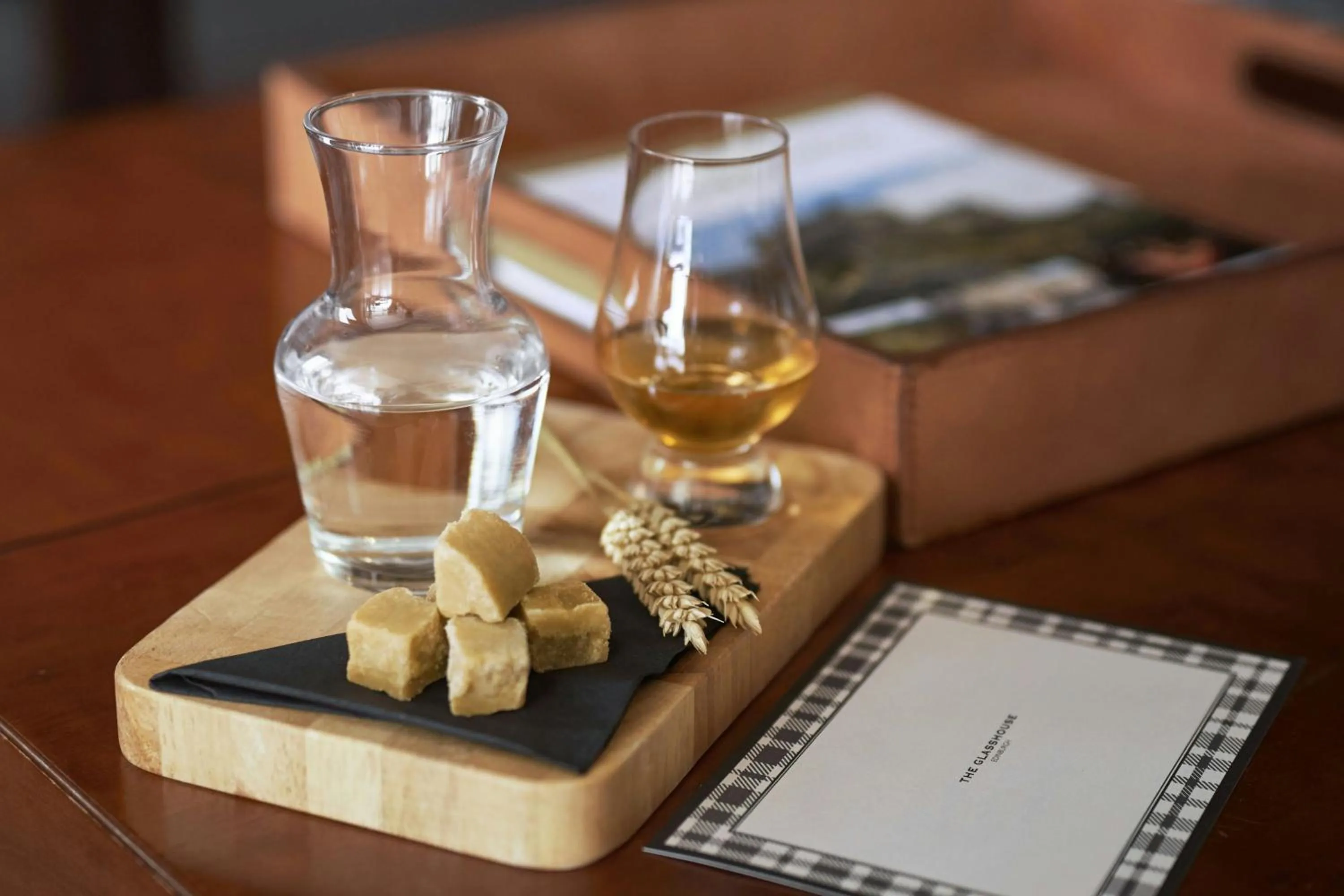 Restaurant/places to eat in The Glasshouse, Autograph Collection