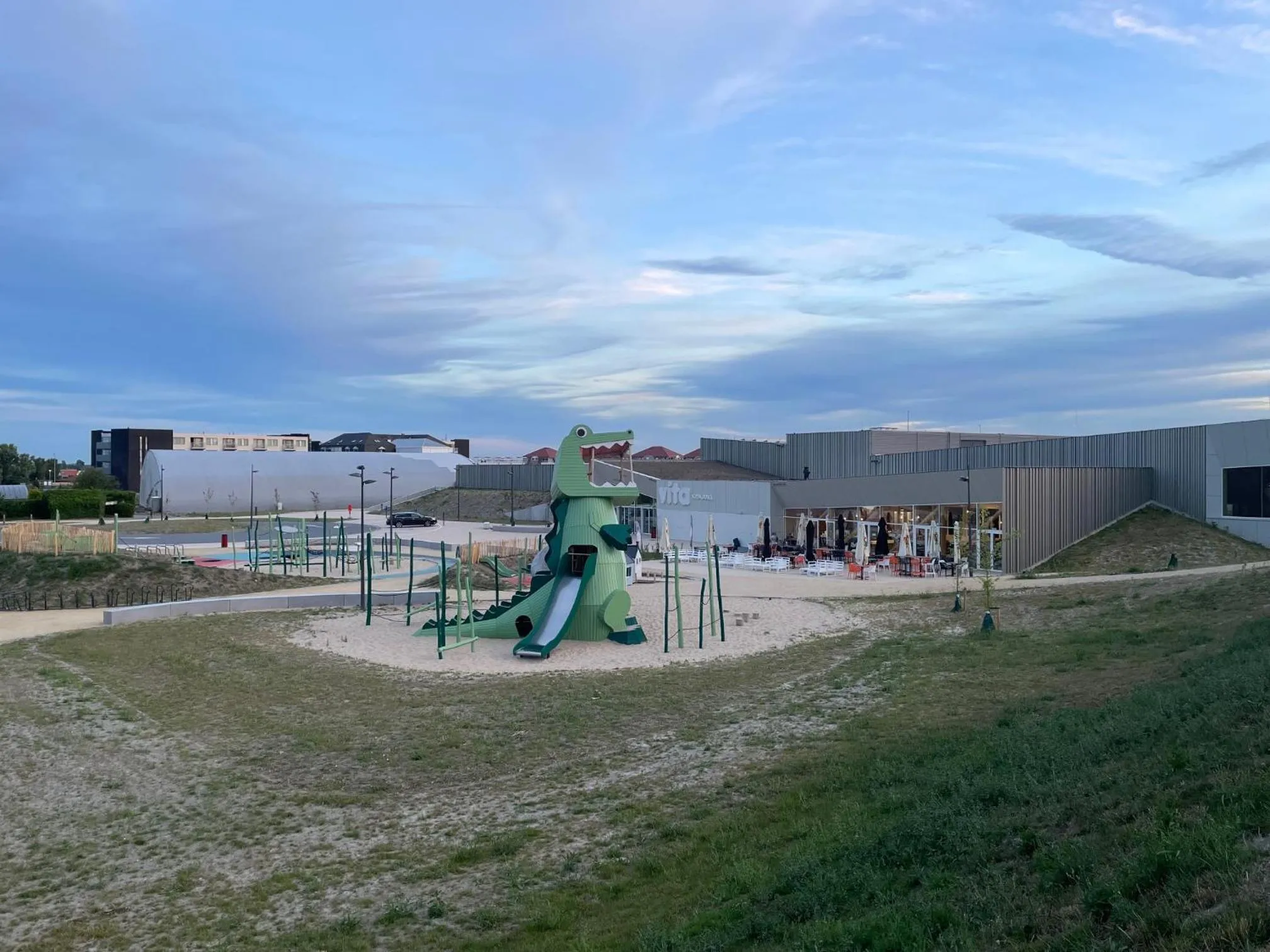 Children play ground in Hotel Acropolis " Op het sportiefste park van de kust "