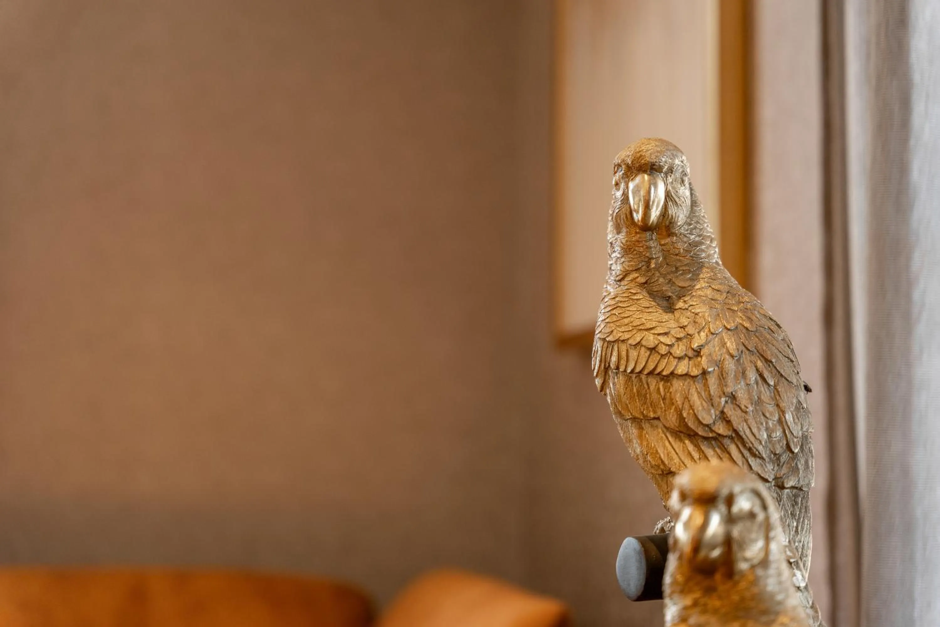 Decorative detail in Hotel Acropolis " Op het sportiefste park van de kust "