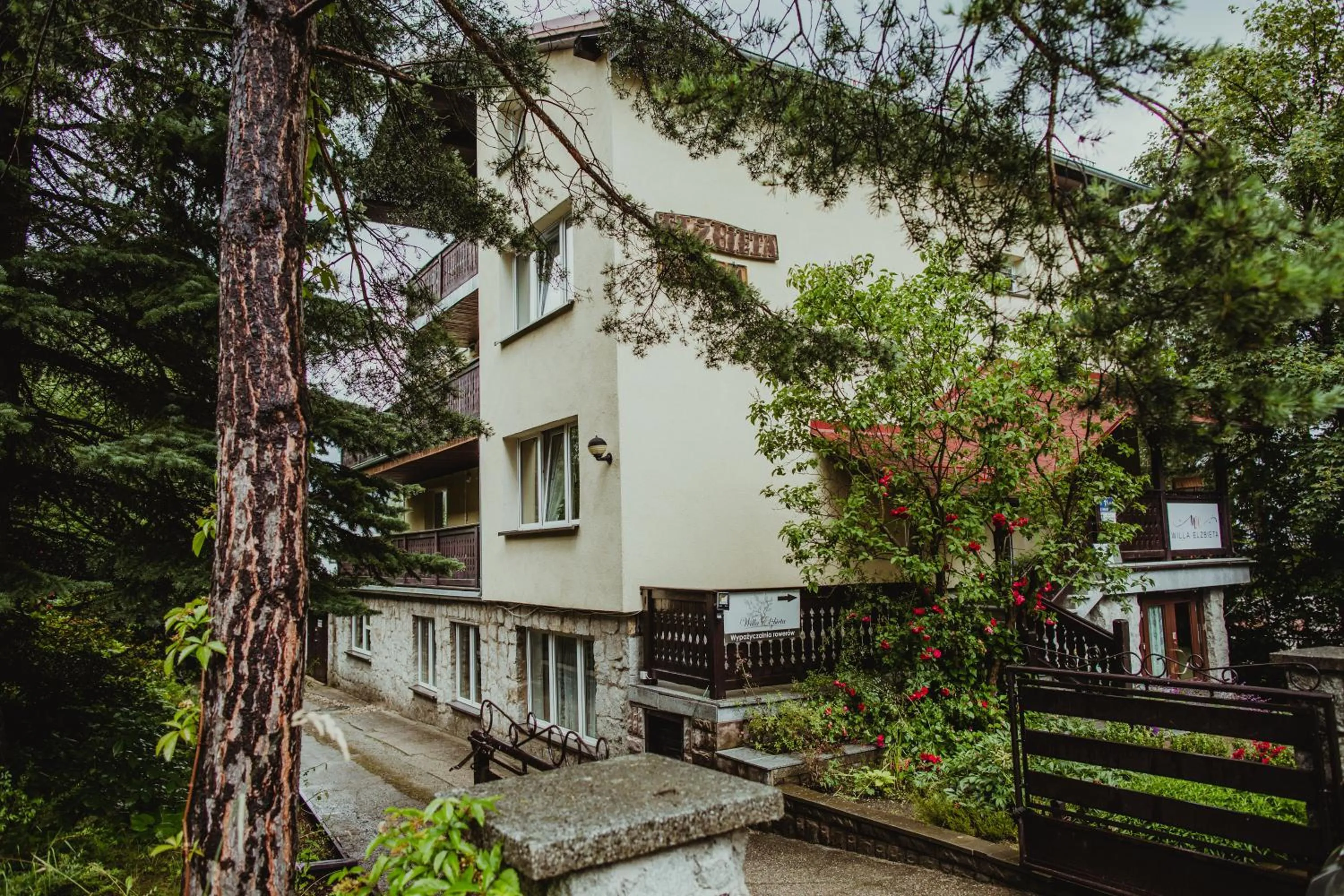 Property building in Willa Elżbieta - komfortowy wypoczynek, znakomite recenzje Gości