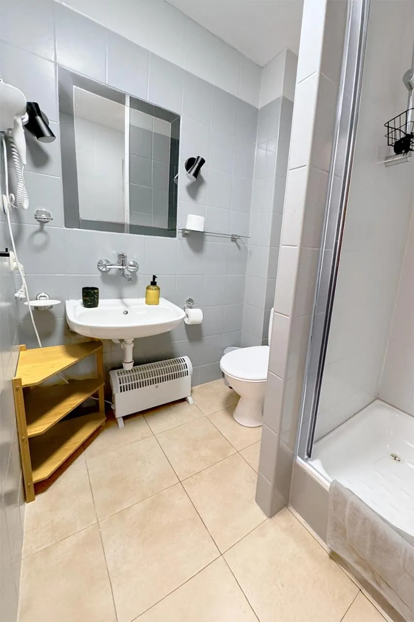 Shower in Willa Elżbieta - komfortowy wypoczynek, znakomite recenzje Gości