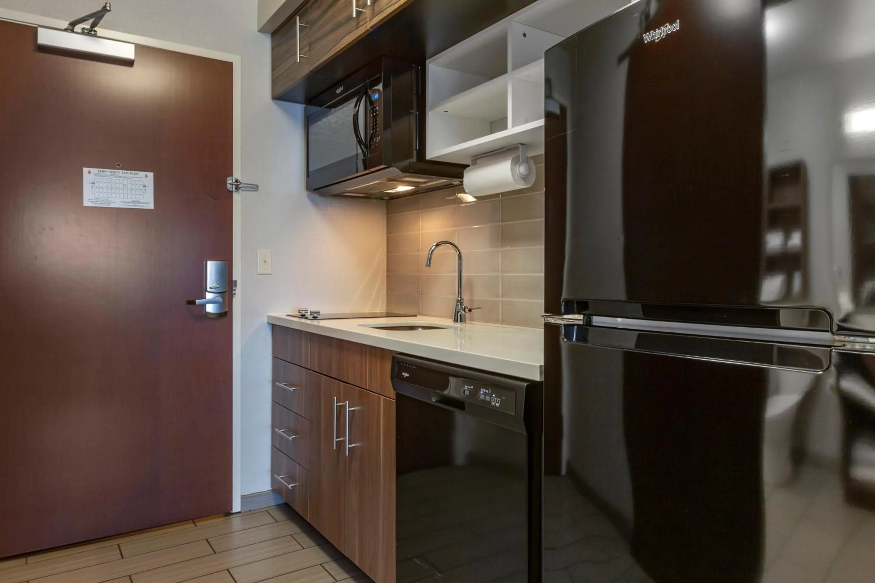 Kitchen or kitchenette in MainStay Suites Coeur d'Alene