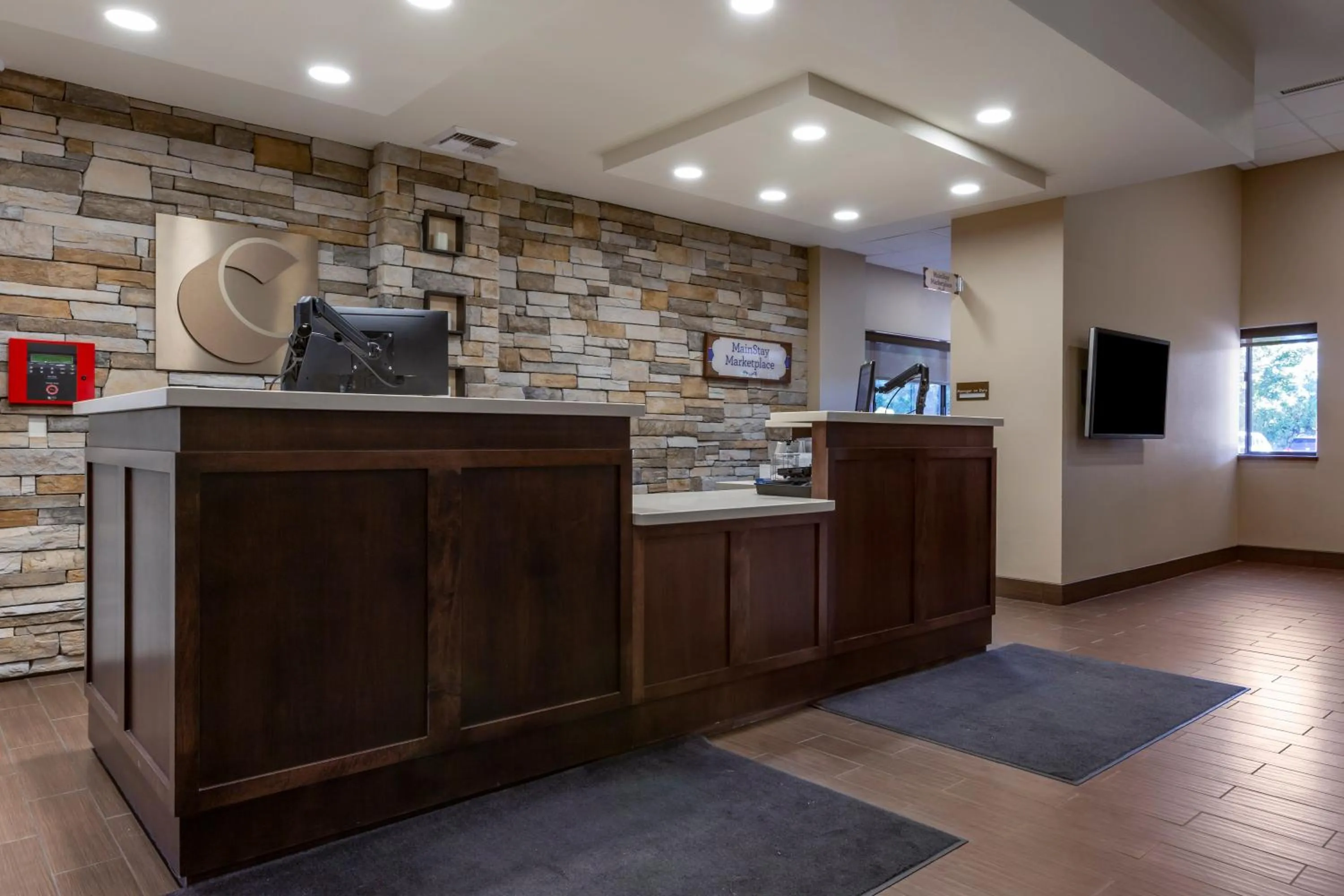 Lobby or reception in MainStay Suites Coeur d'Alene