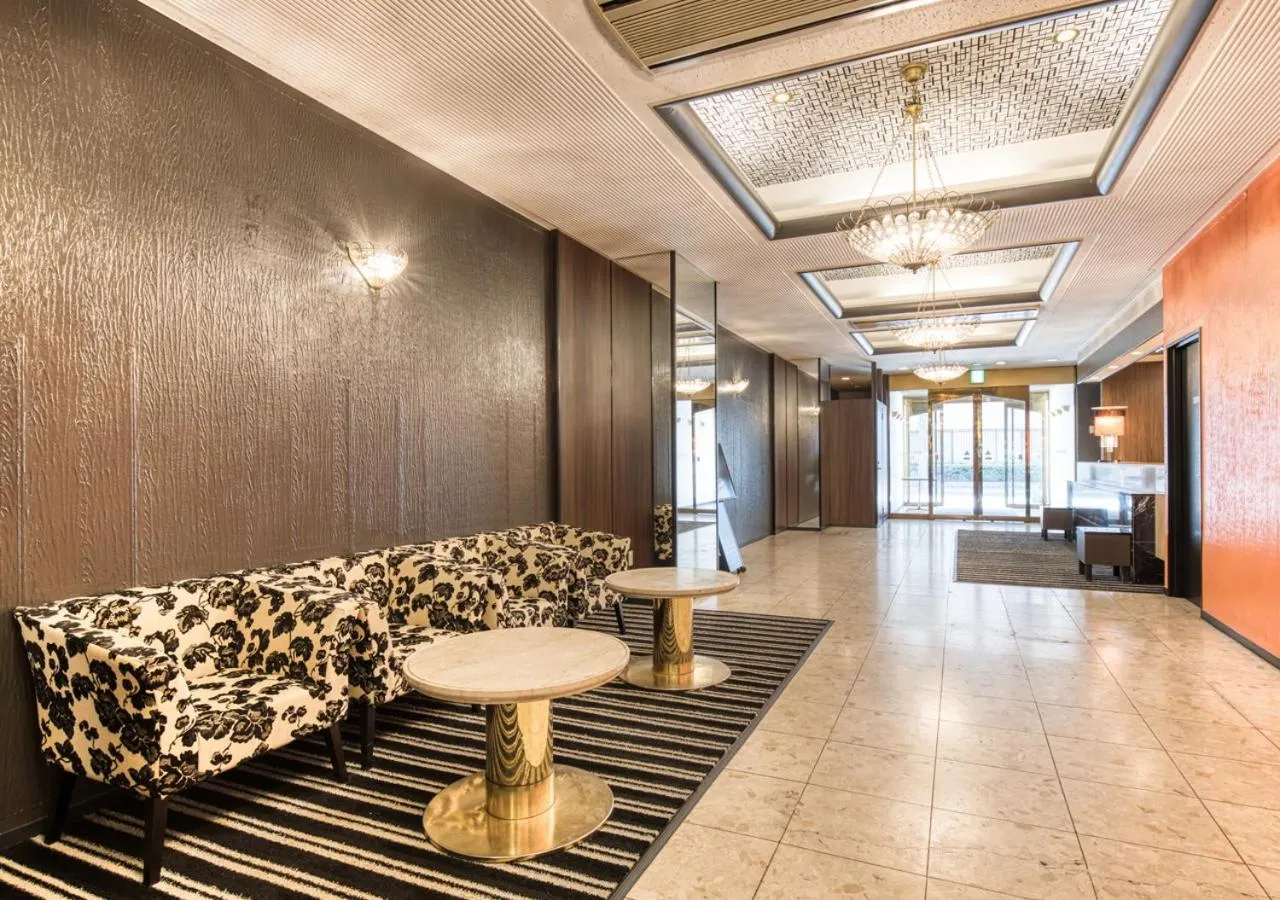 Lobby or reception in APA Hotel Marugame Ekimae Odori