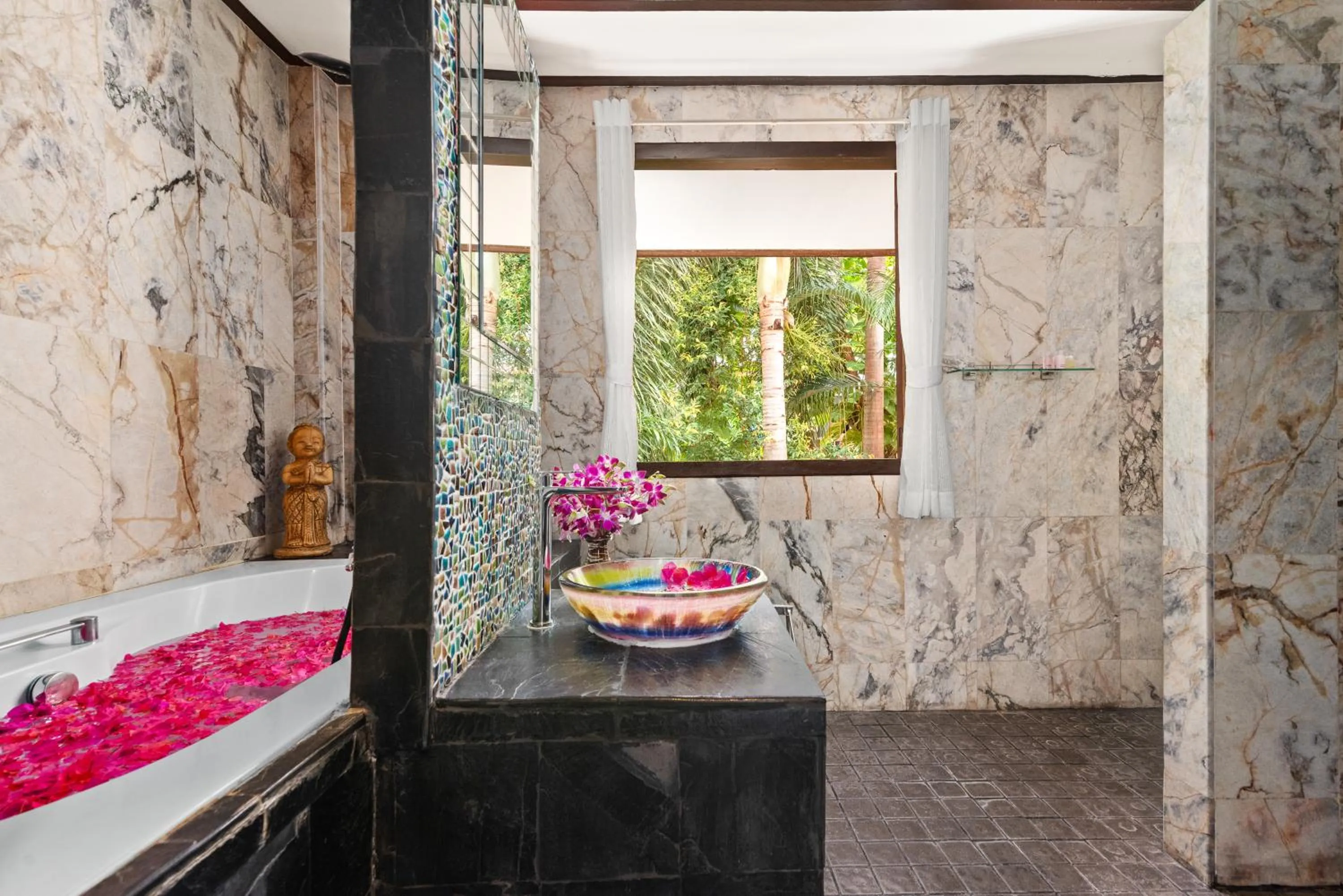 Bathroom in Paradise Island Estate