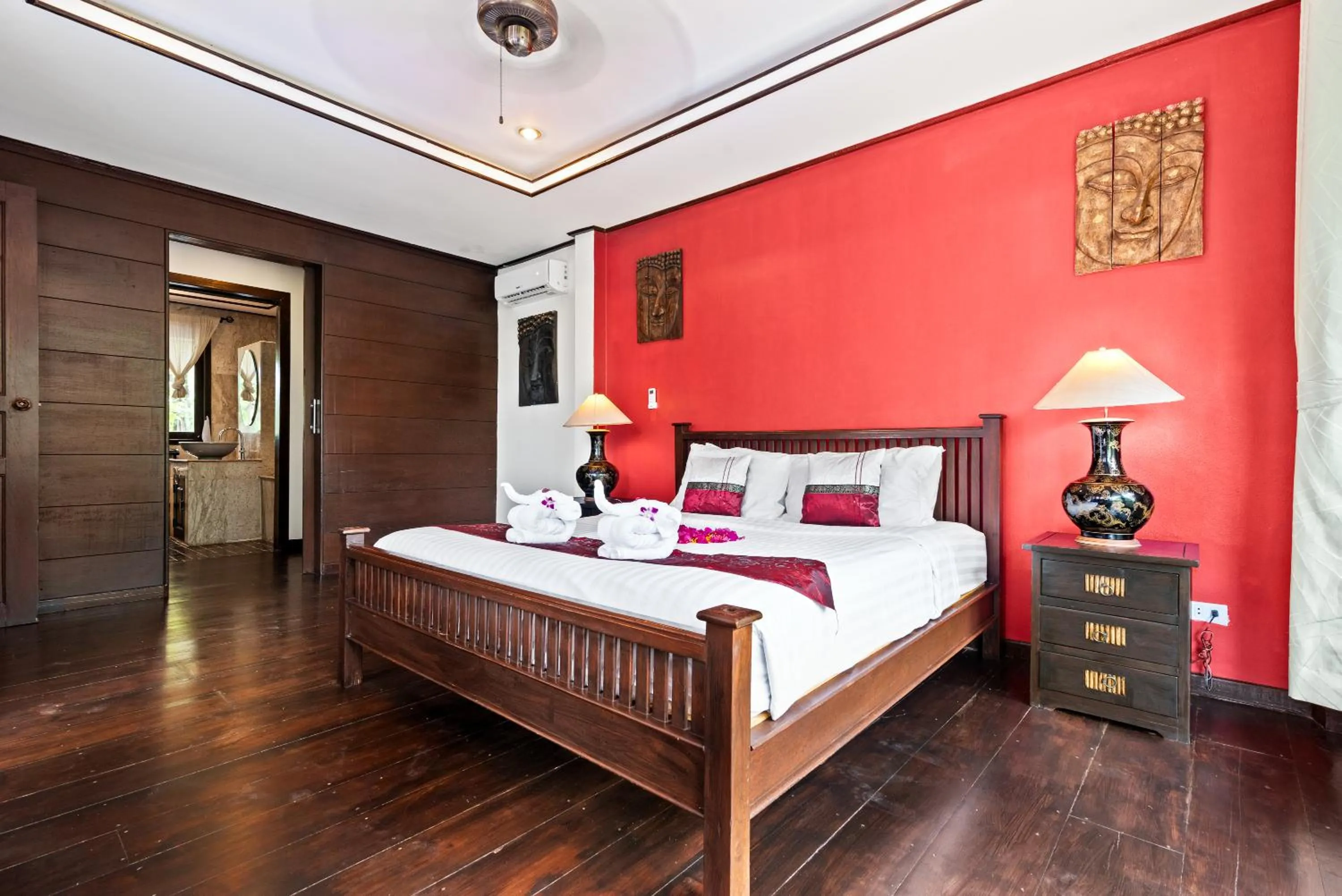 Bedroom, Bed in Paradise Island Estate