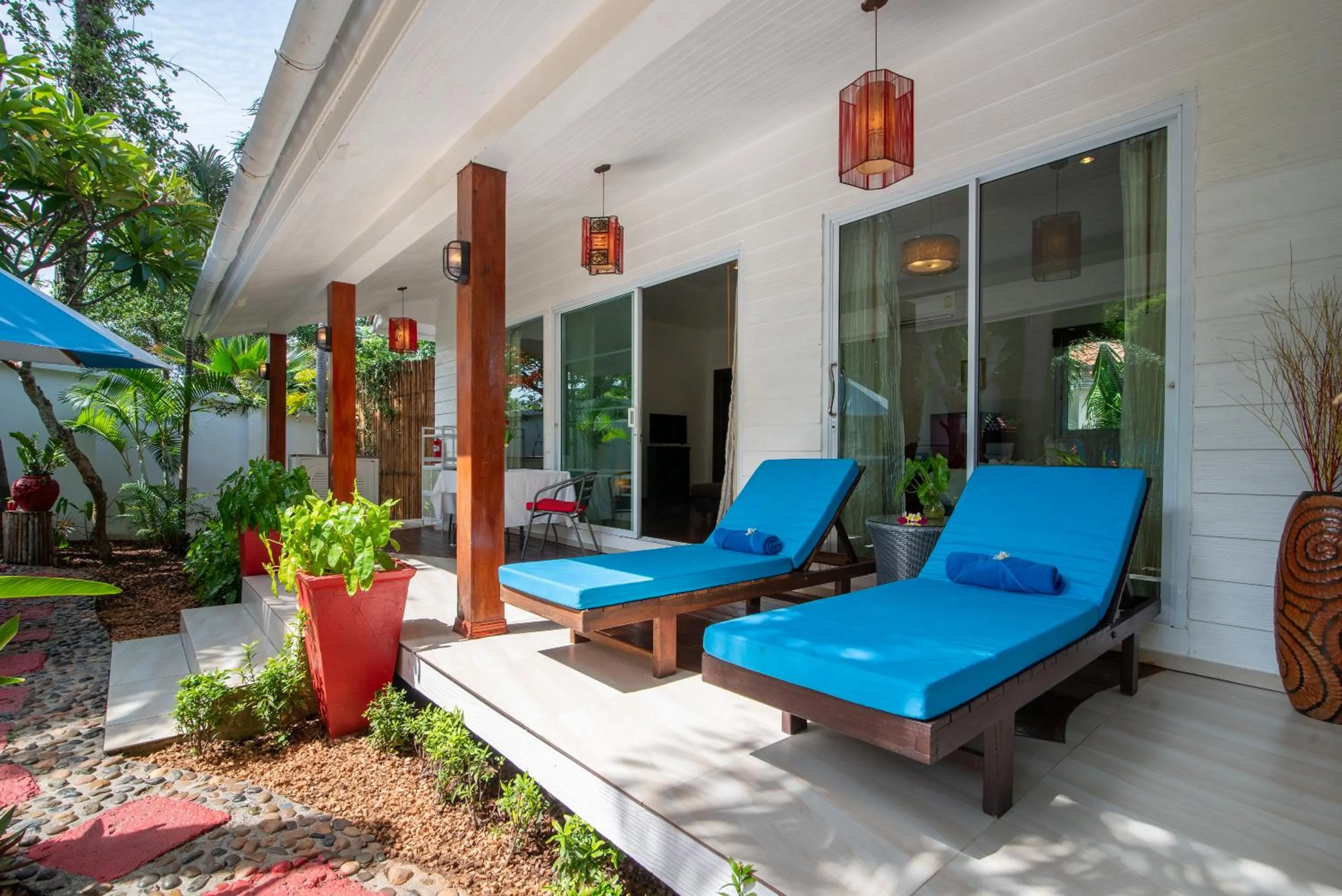 Property building in Paradise Island Estate