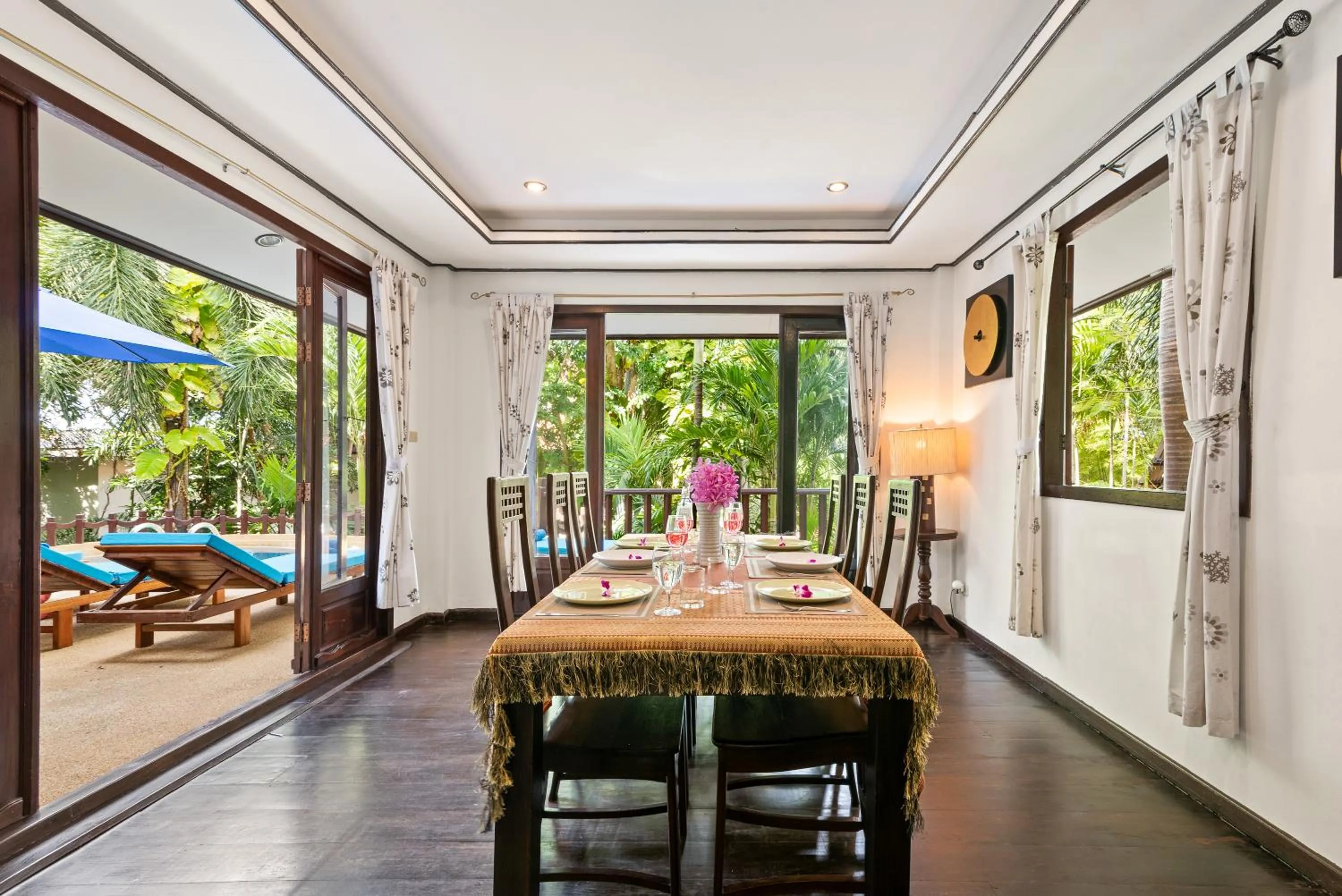 Dining area in Paradise Island Estate