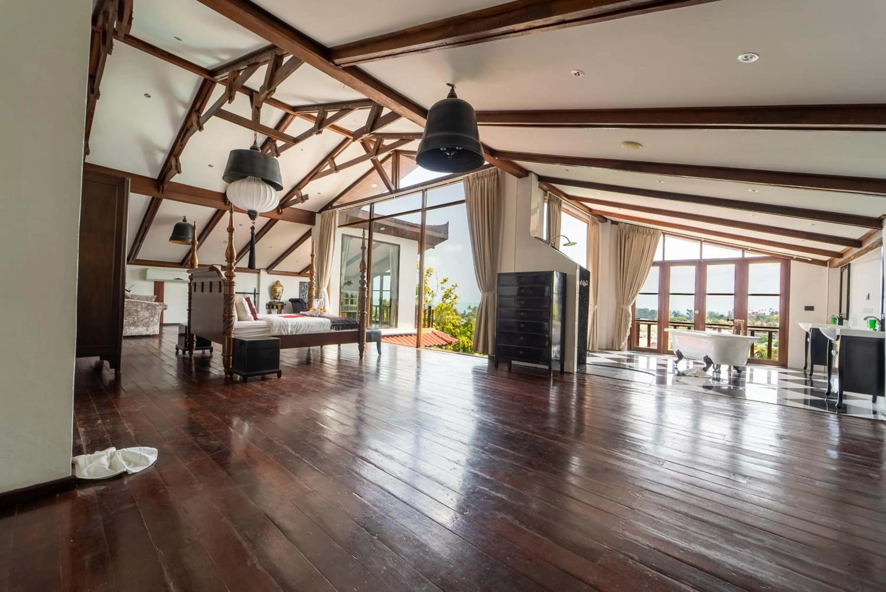 Bedroom in Paradise Island Estate