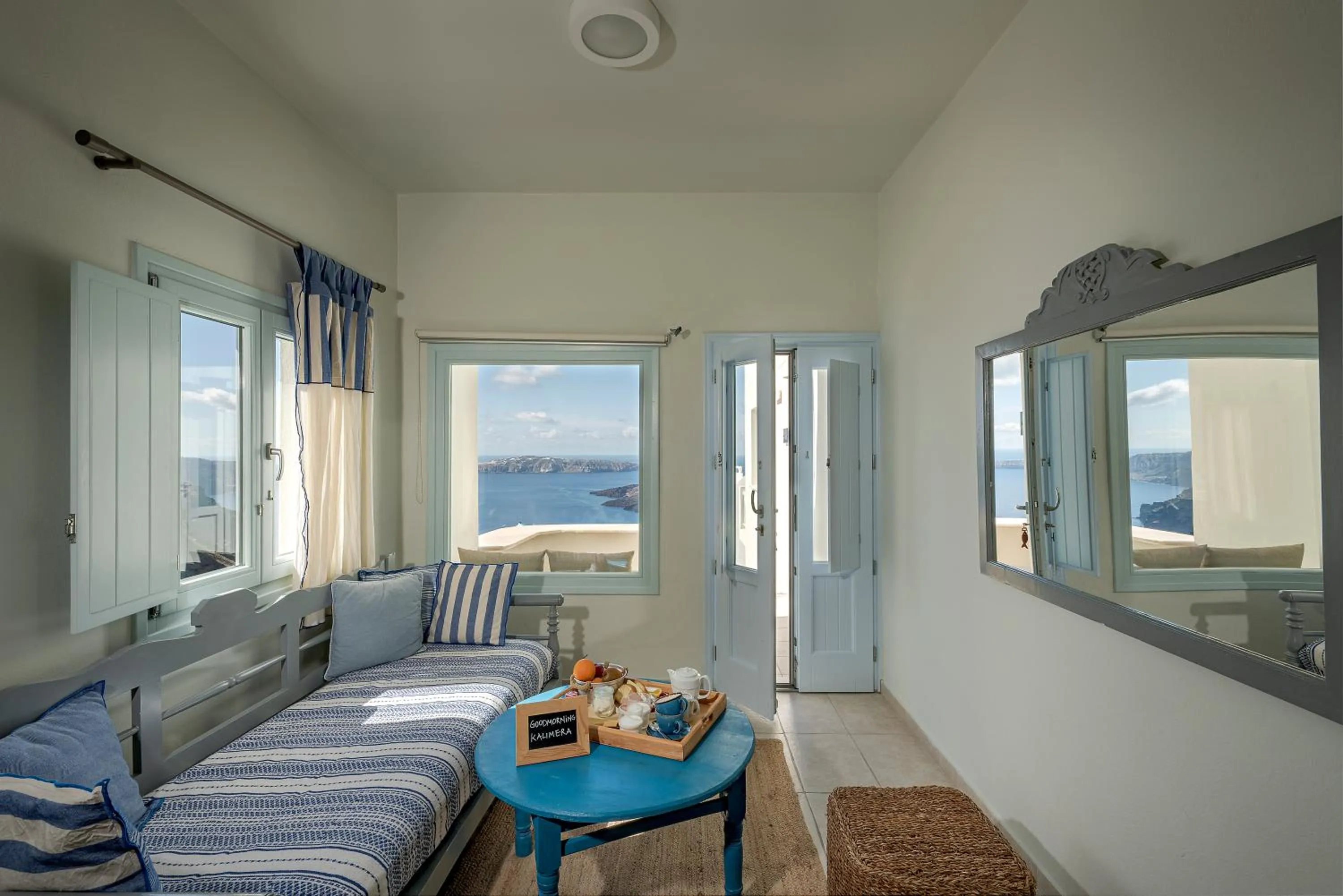 Blue Dolphins Apartments