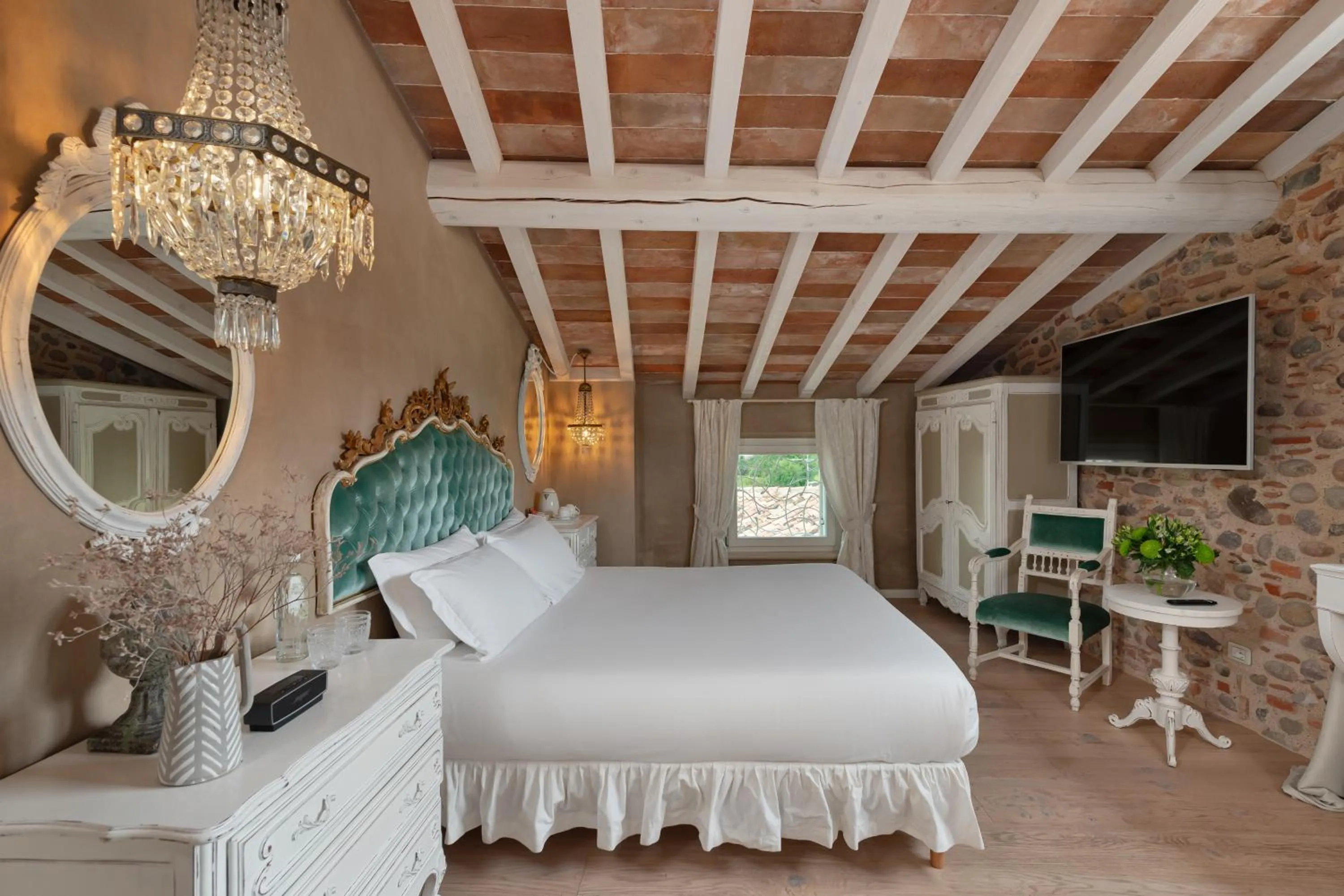 Bed in Regia Rosetta - Royal Rooms Borghetto