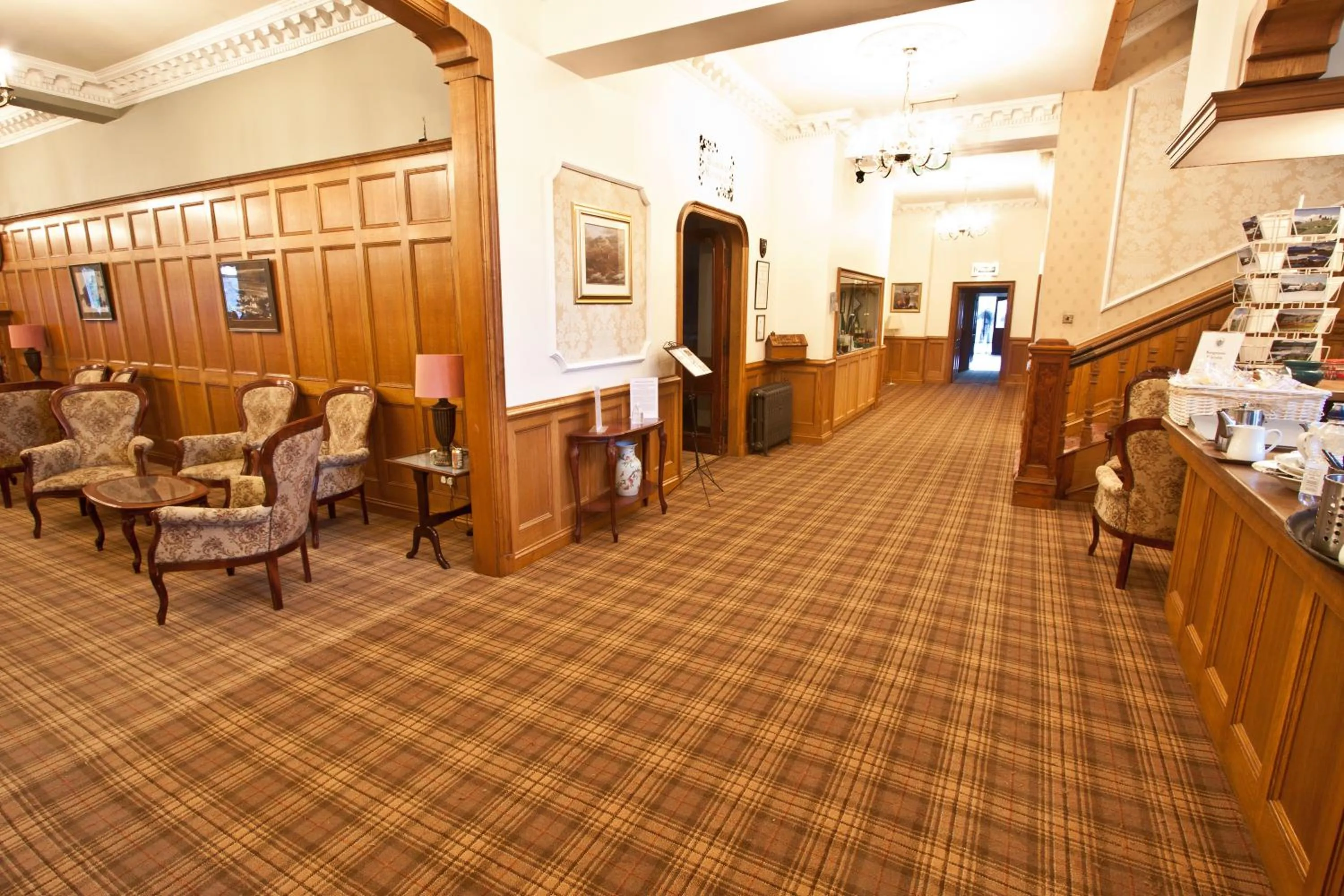 Lobby or reception in Duke Of Gordon Hotel