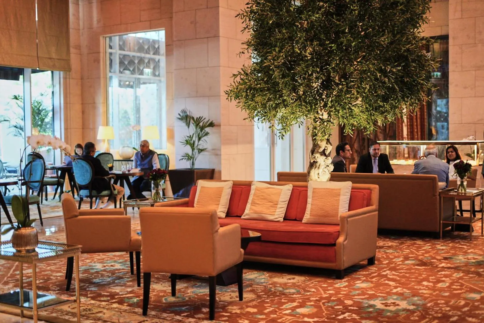 Restaurant/places to eat in The Ritz-Carlton Executive Residences