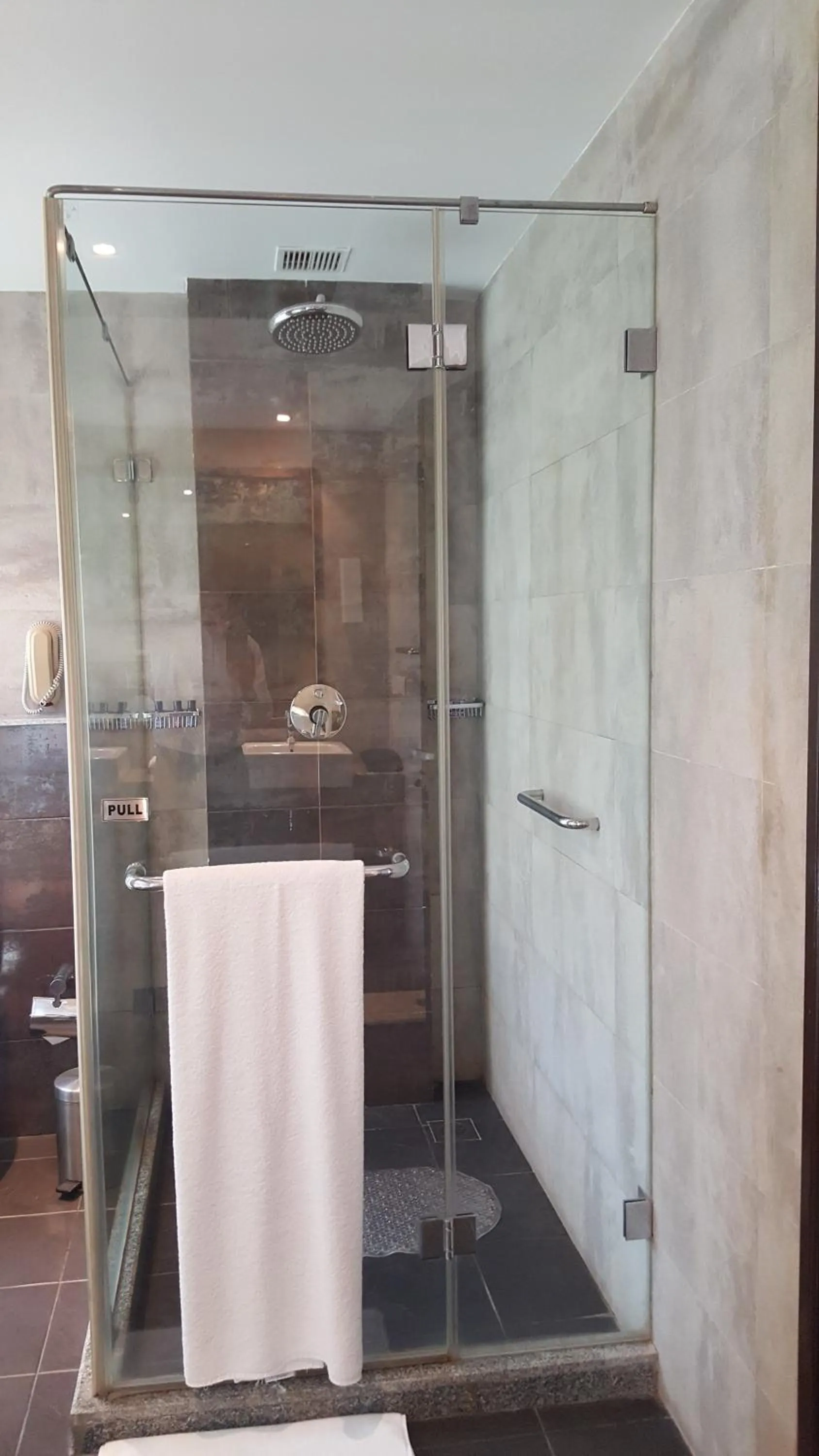 Bathroom in The Lalit Resort & Spa Bekal