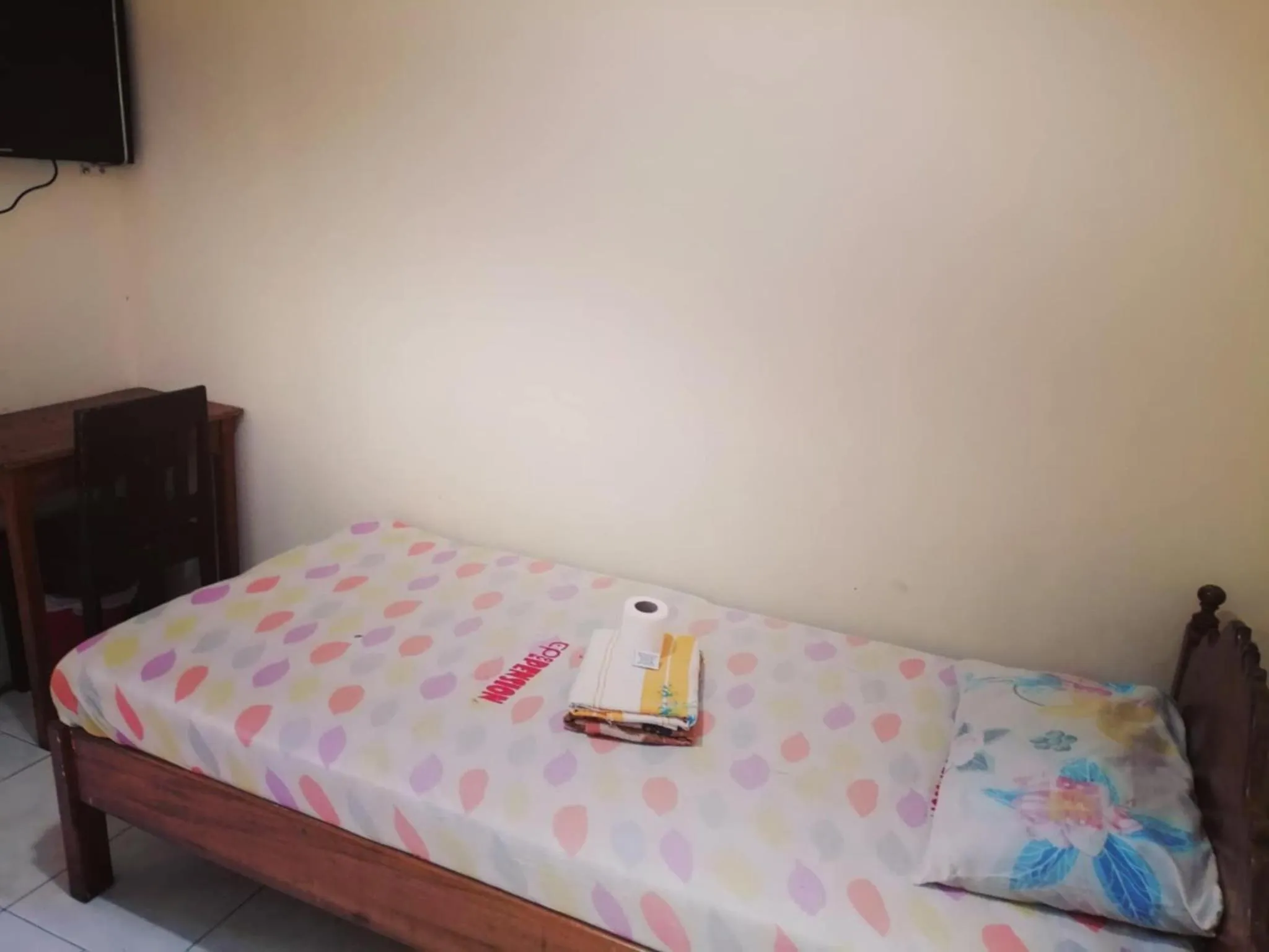 Bed in Bee Hub Pension