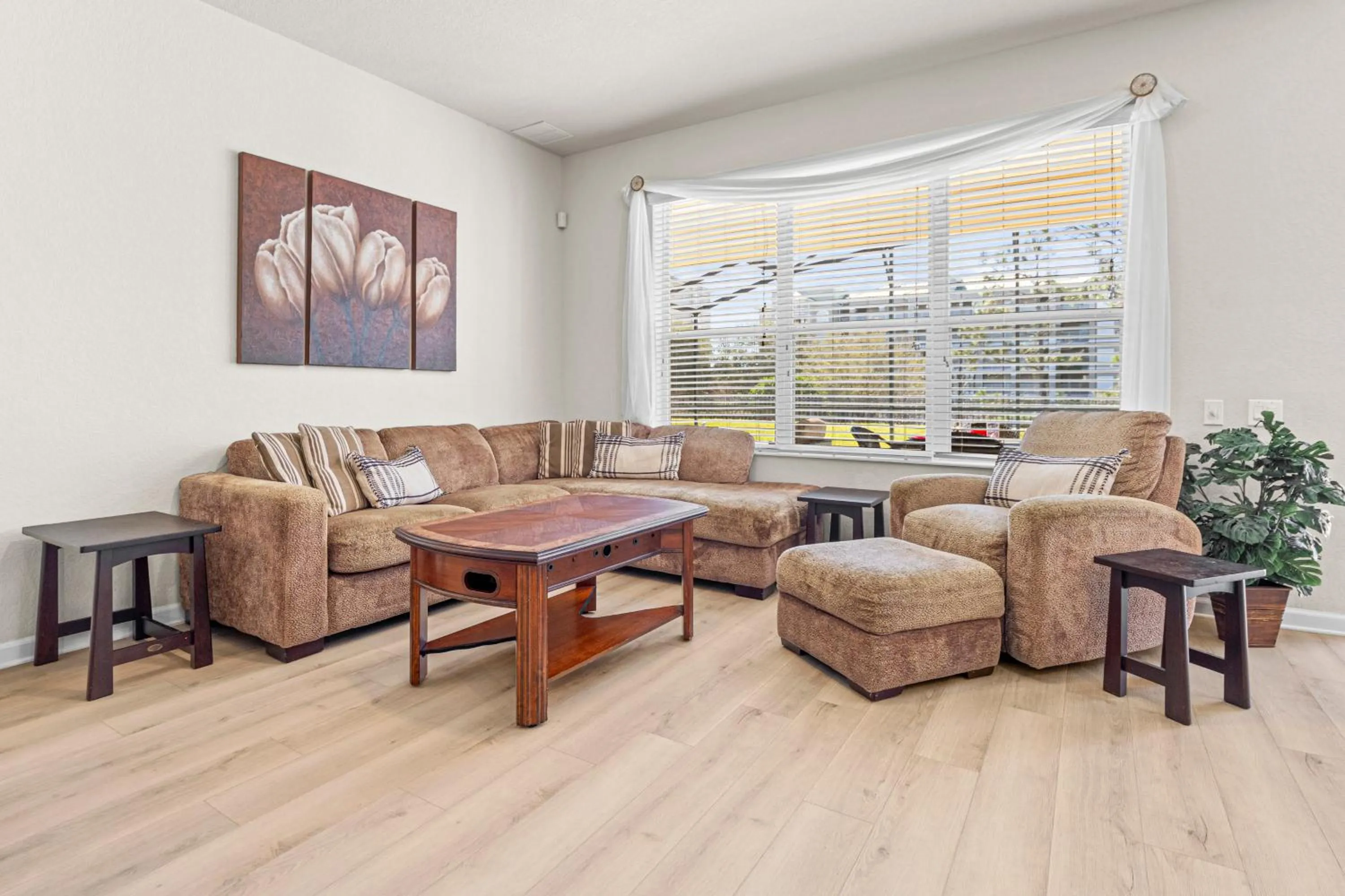 Living room in Flagstone Villa