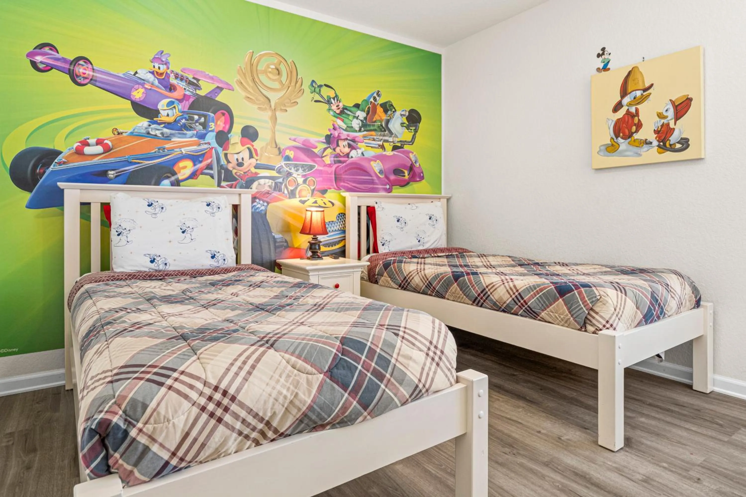 Bedroom, Bed in Flagstone Villa