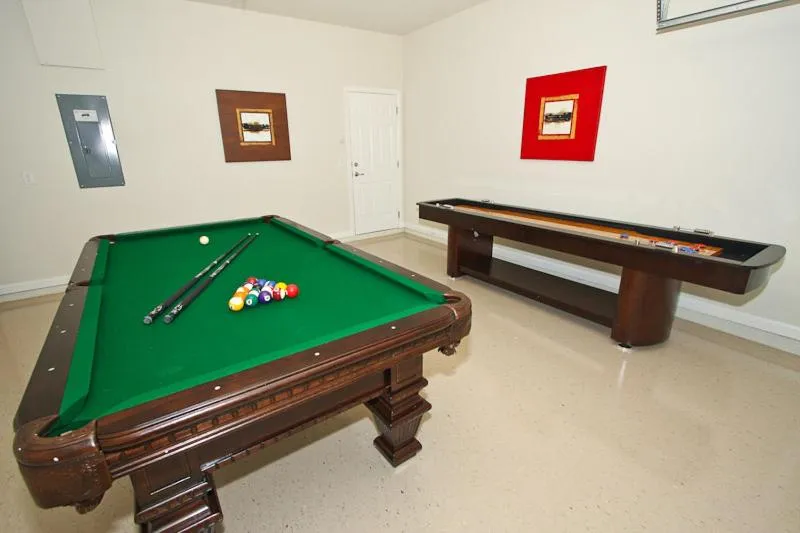 Billiard in Flagstone Villa