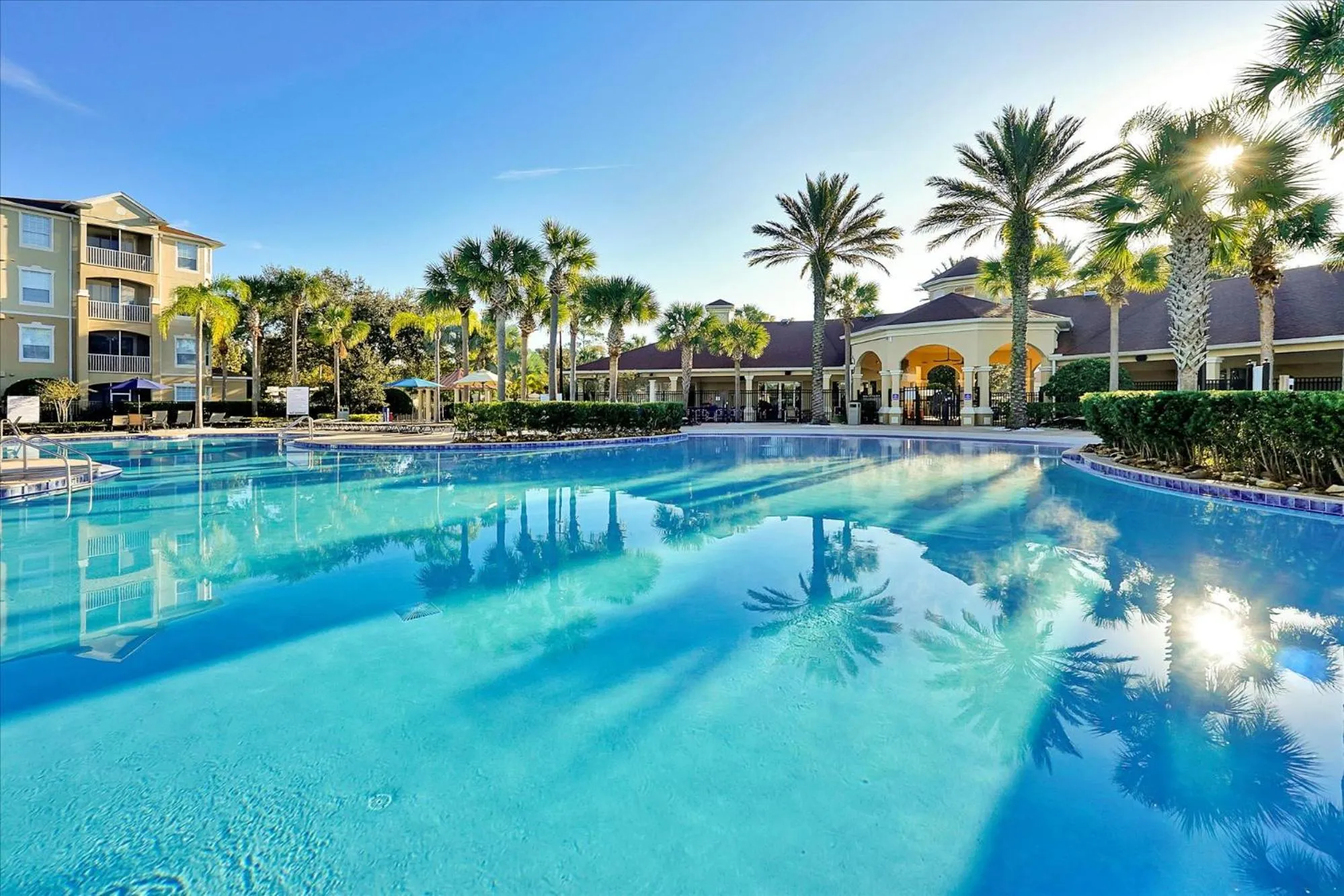 Swimming pool in Flagstone Villa