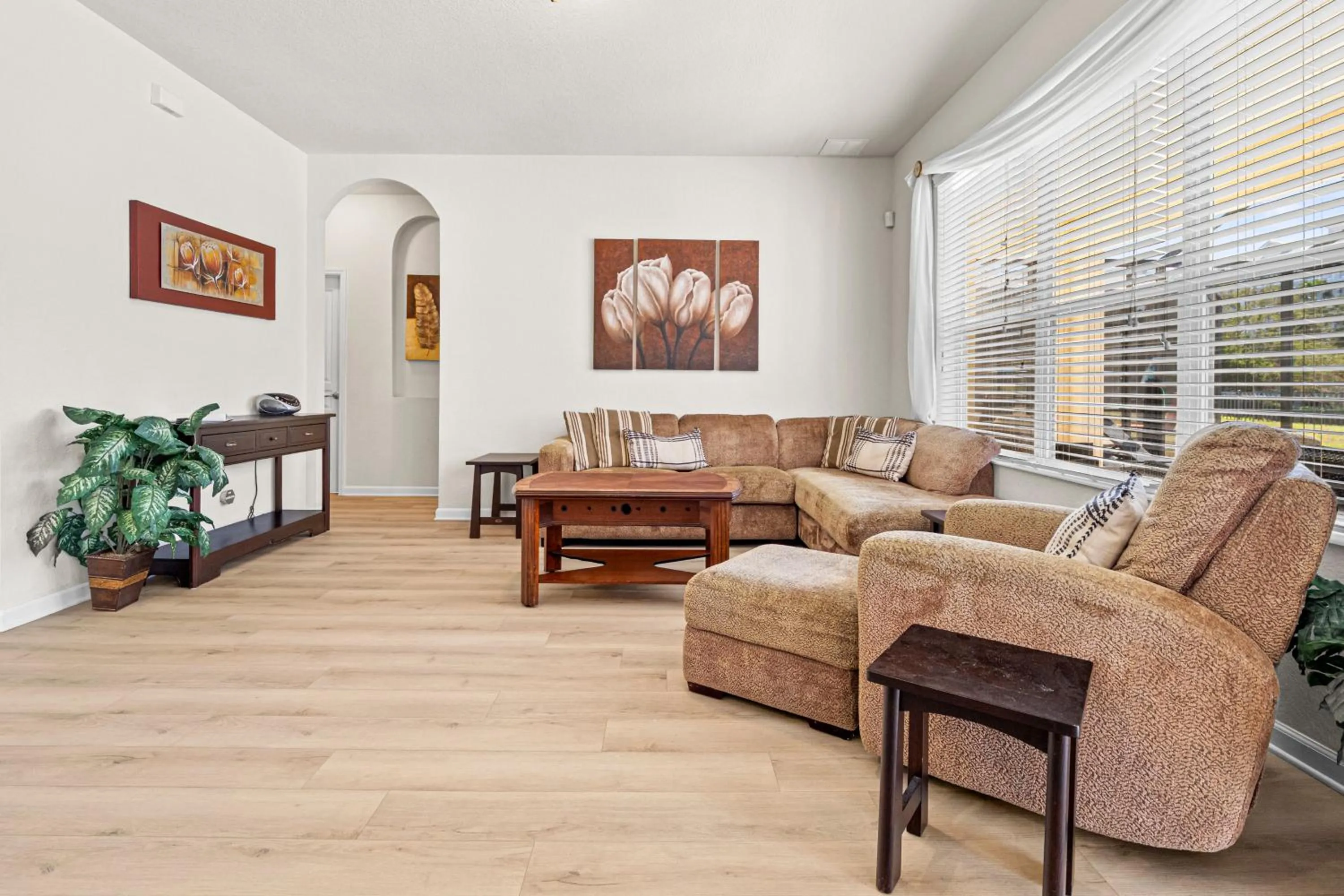 Living room in Flagstone Villa