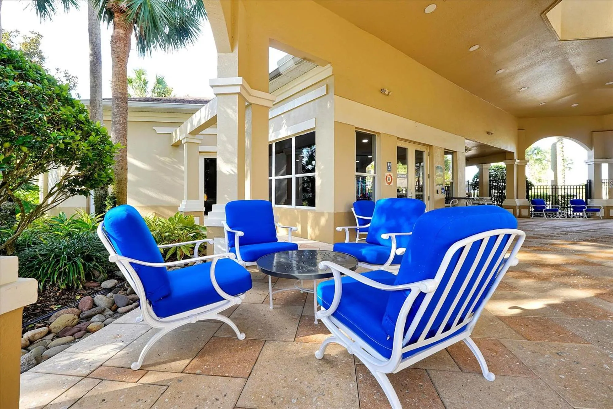 Seating area in Flagstone Villa