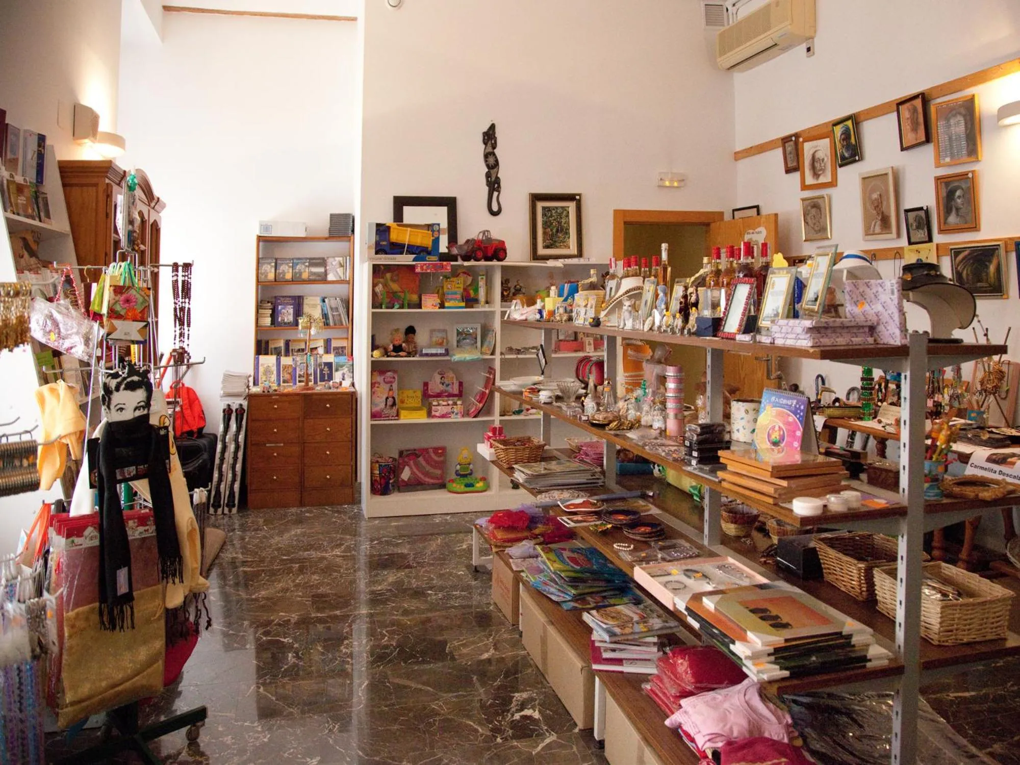 On-site shops in Nuestra Señora del Carmen