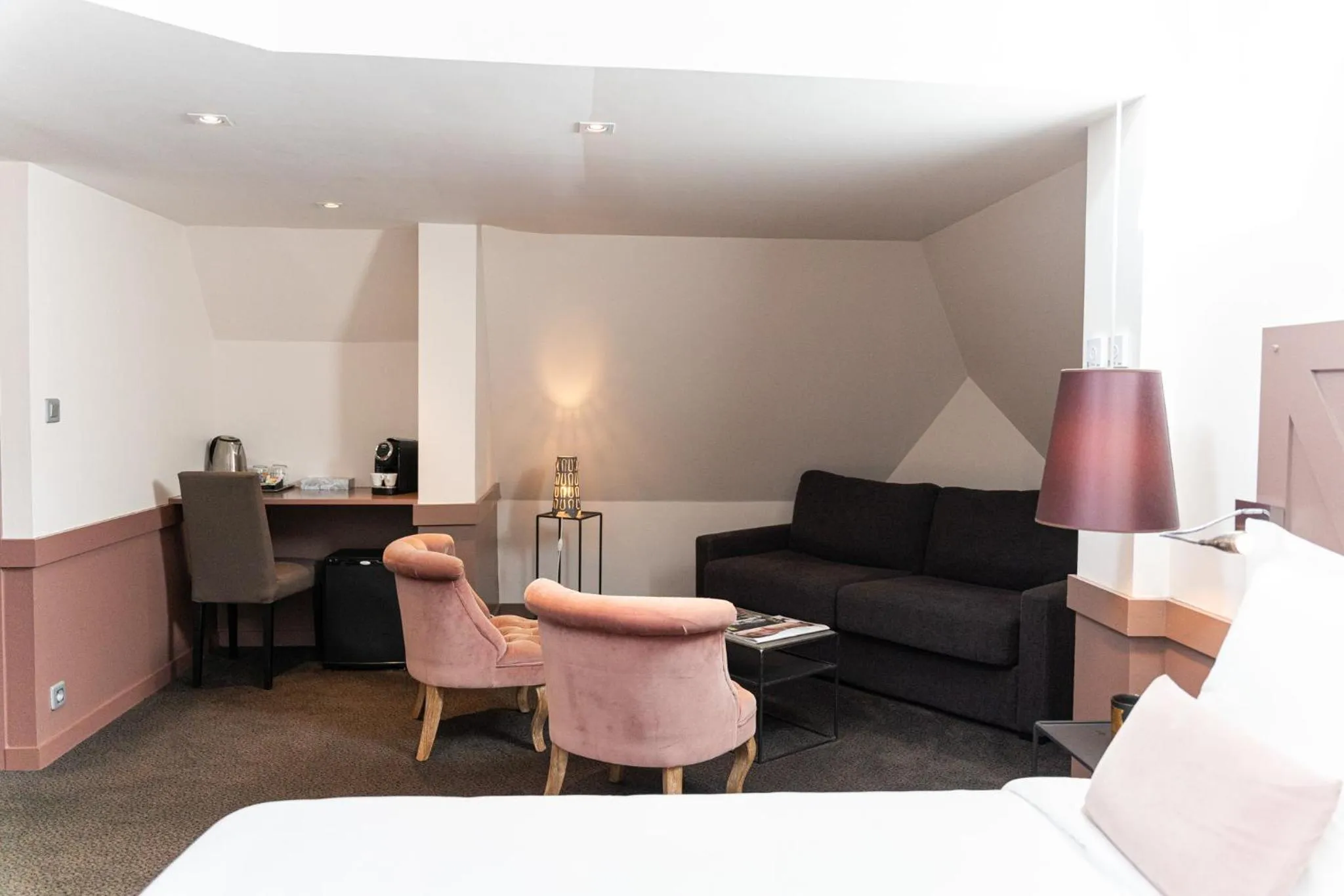 Living room, Bed in La Maison des Armateurs