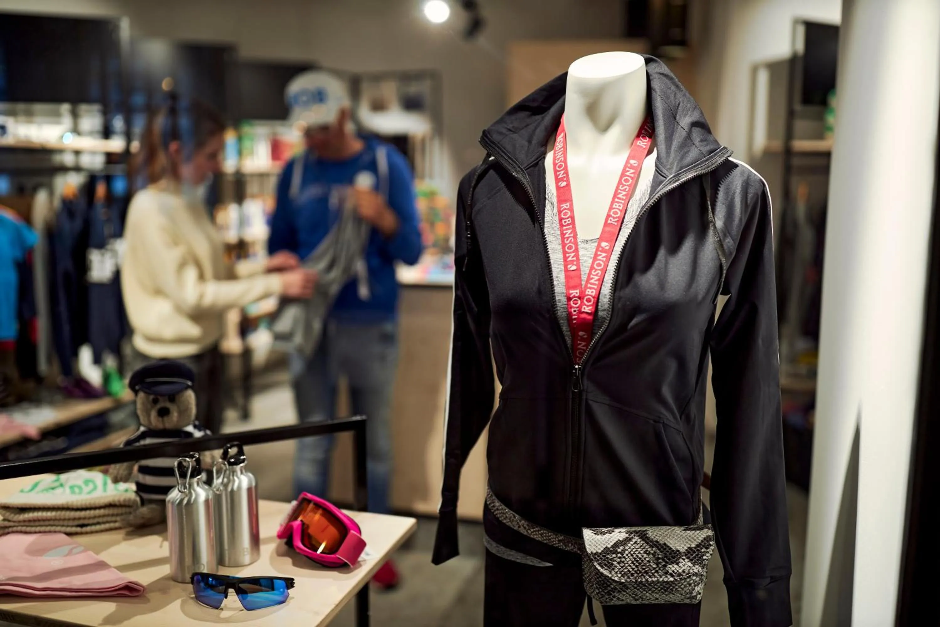 On-site shops in ROBINSON Landskron