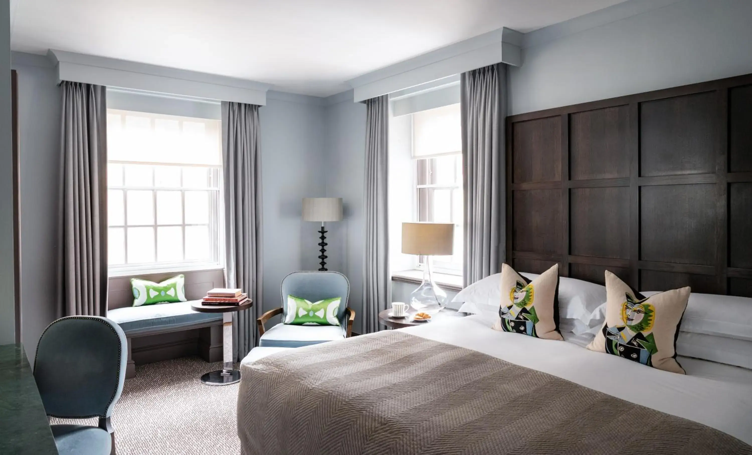 Deluxe King Room in The Bloomsbury Hotel Deluxe King Room in The Bloomsbury Hotel