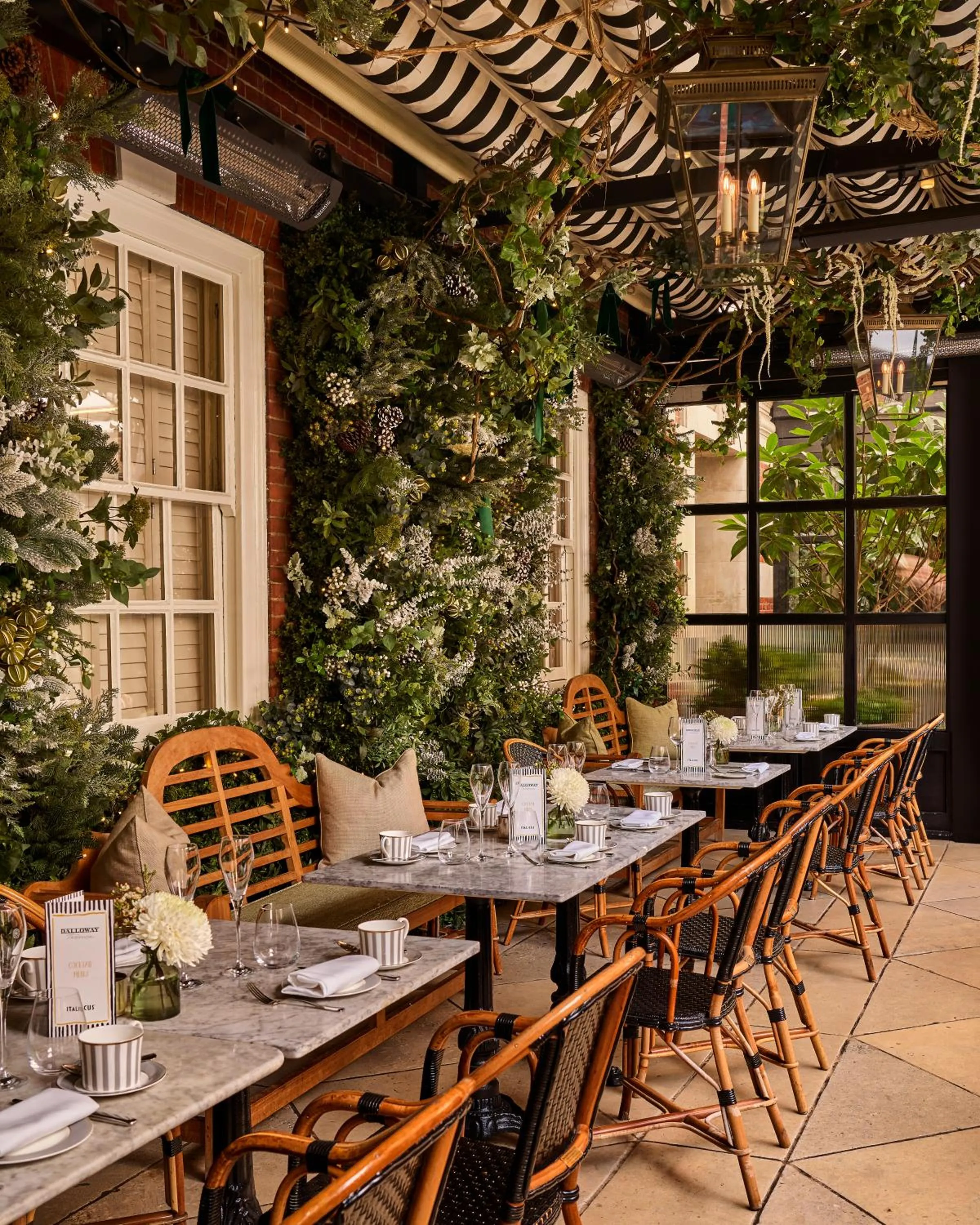 Restaurant/places to eat in The Bloomsbury Hotel